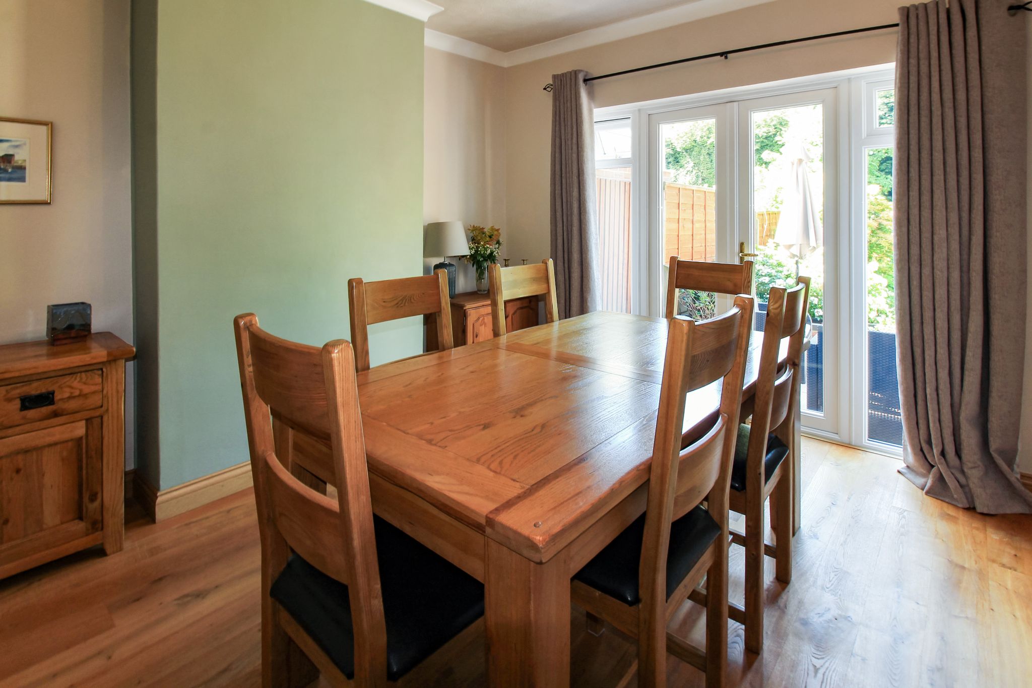 4 bedroom semi-detached house SSTC in Solihull - Photograph 7.