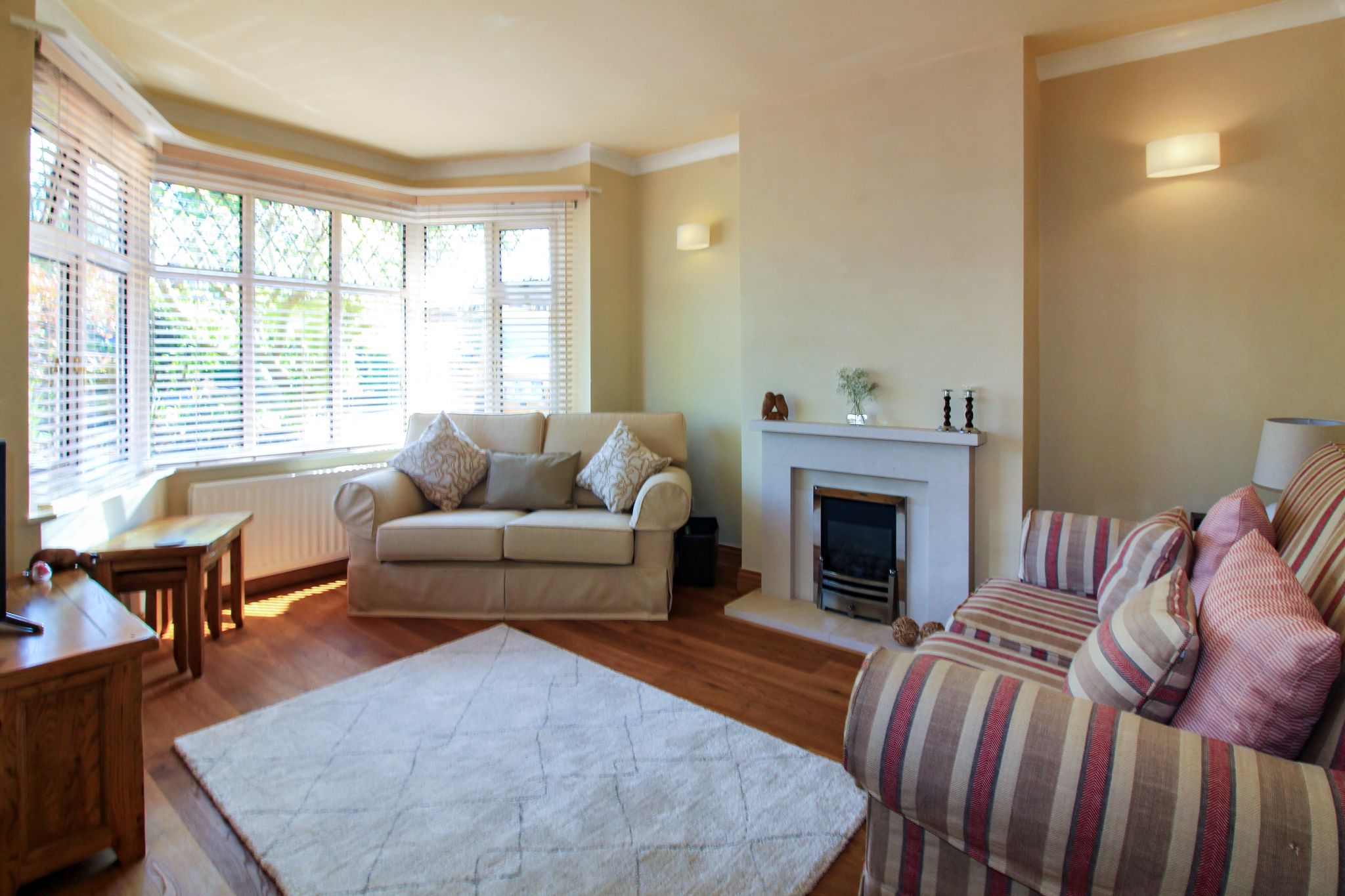 4 bedroom semi-detached house SSTC in Solihull - Photograph 3.