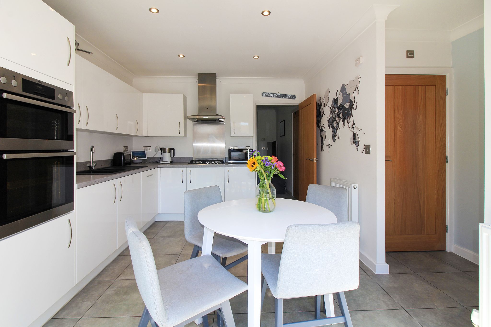 3 bedroom semi-detached house SSTC in Solihull - Photograph 4.