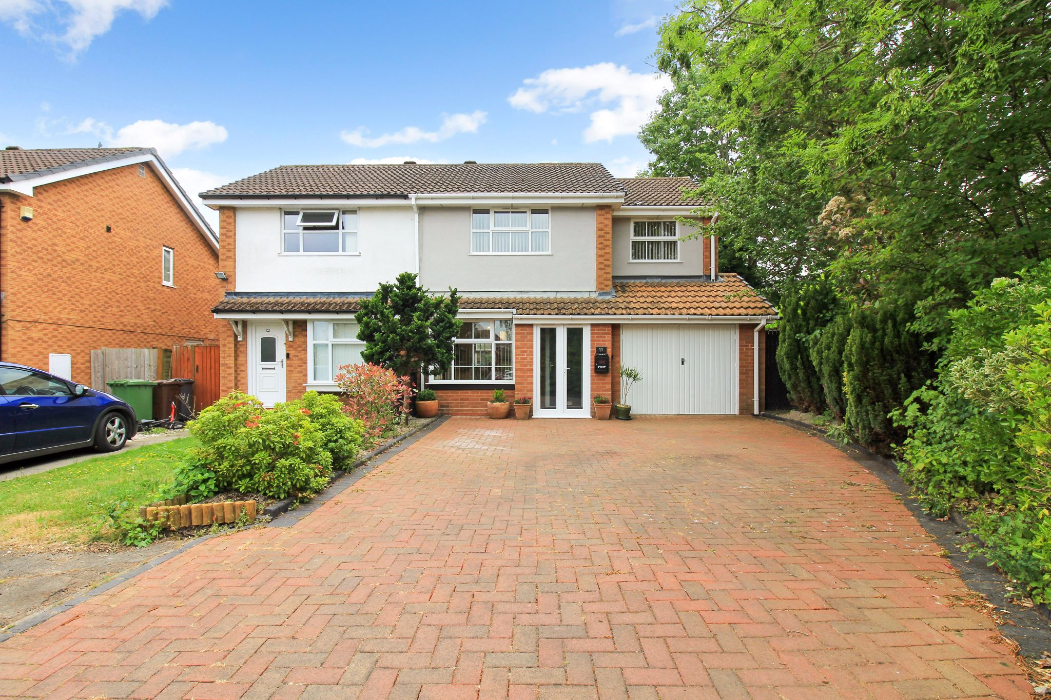 3 bedroom semi-detached house SSTC in Solihull - Photograph 1.