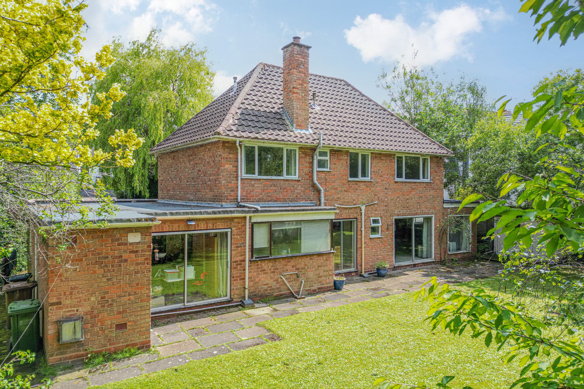 4 bedroom detached house SSTC in Solihull - Photograph 11.