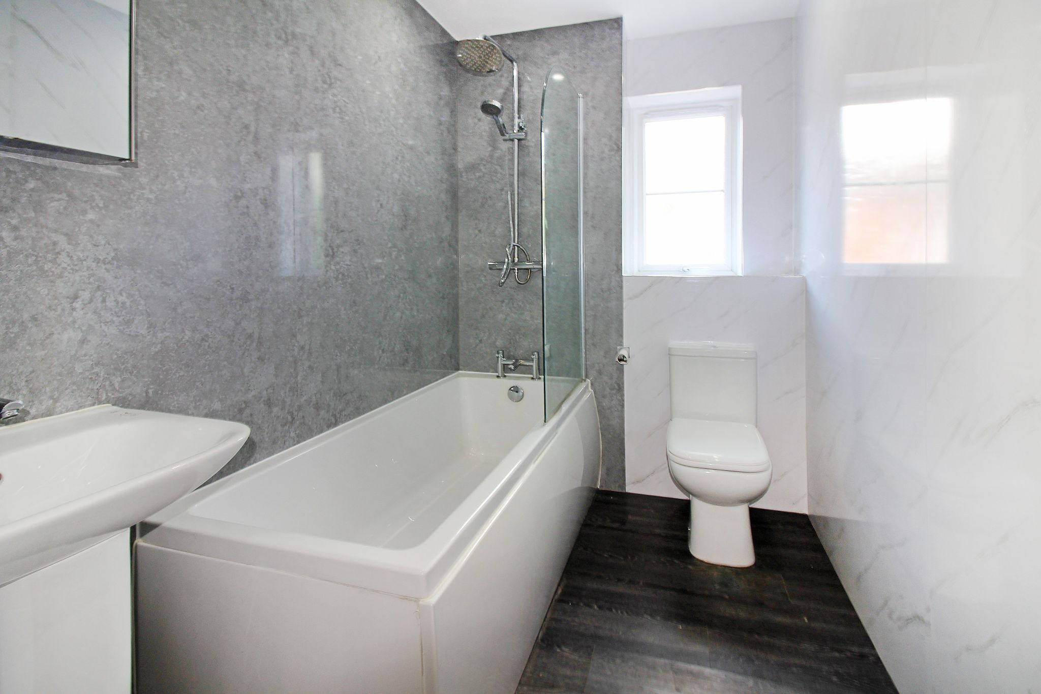 2 bedroom apartment flat/apartment Let Agreed in Birmingham - Photograph 8.