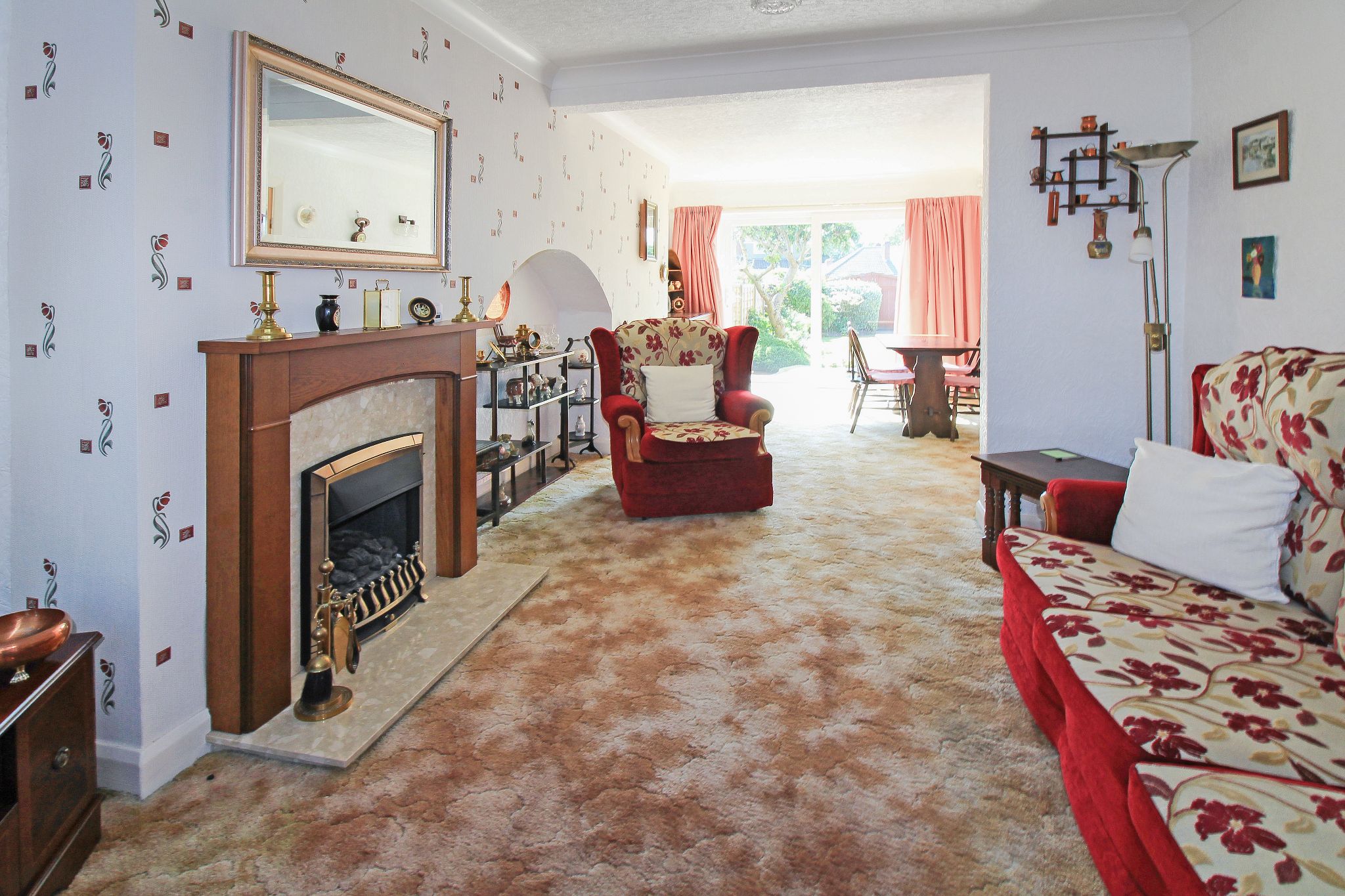 3 bedroom semi-detached house SSTC in Solihull - Photograph 3.