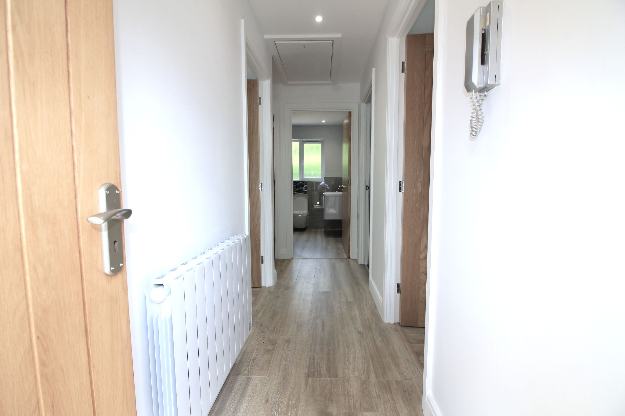 2 bedroom semi-detached bungalow Let Agreed in Solihull - Photograph 10.