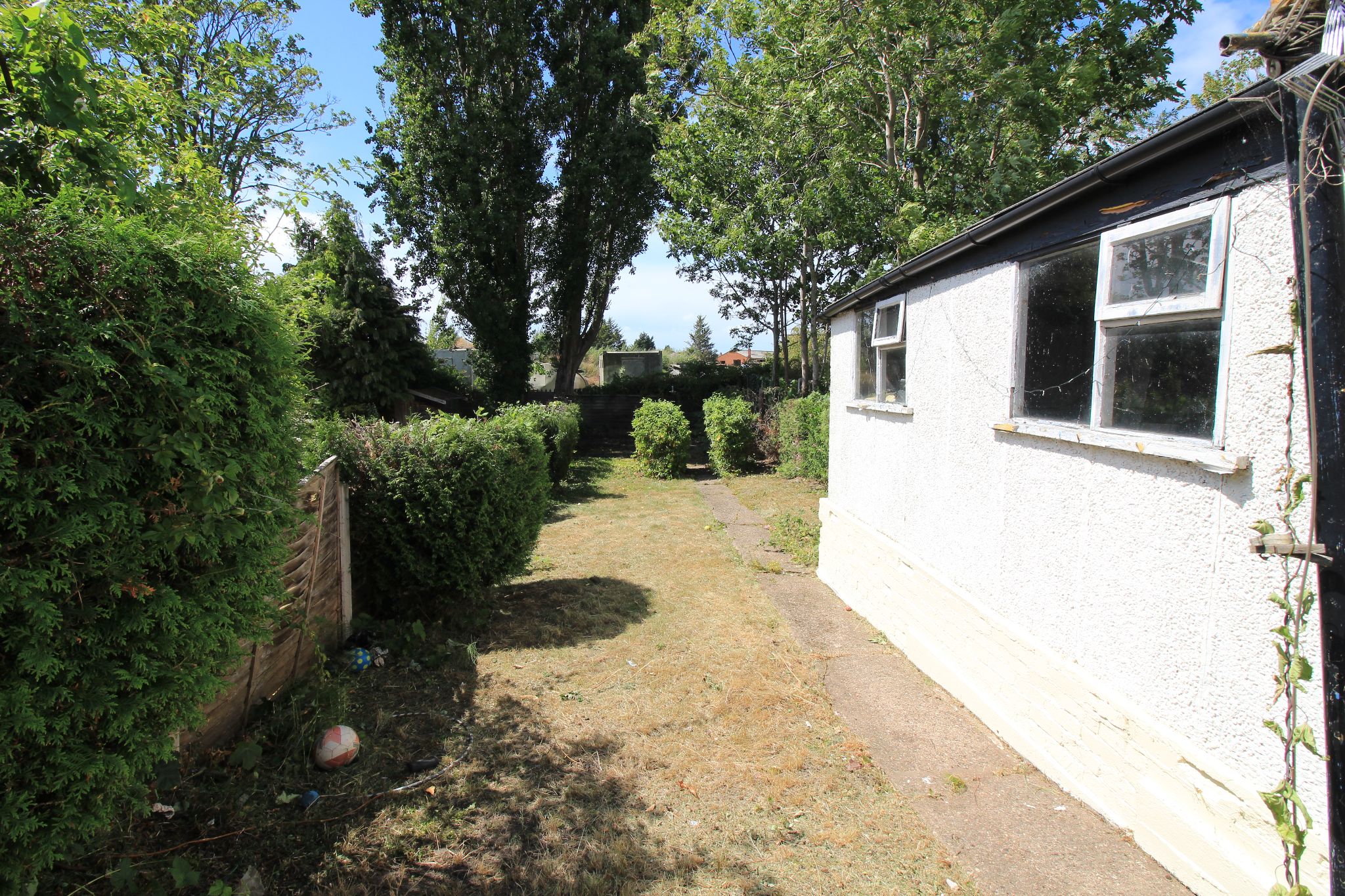 3 bedroom semi-detached house Let Agreed in Birmingham - Photograph 6.