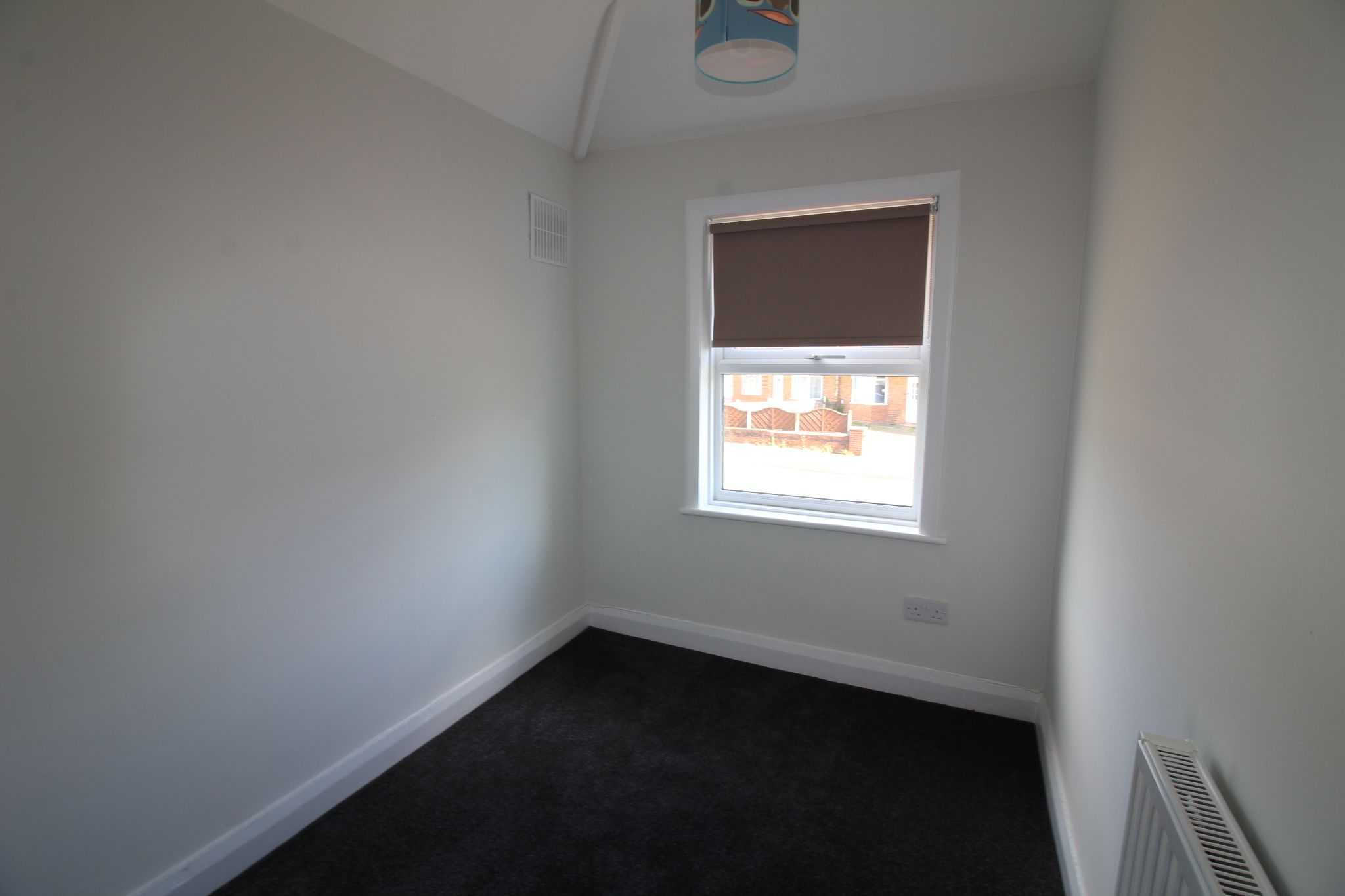3 bedroom semi-detached house Let Agreed in Birmingham - Photograph 10.