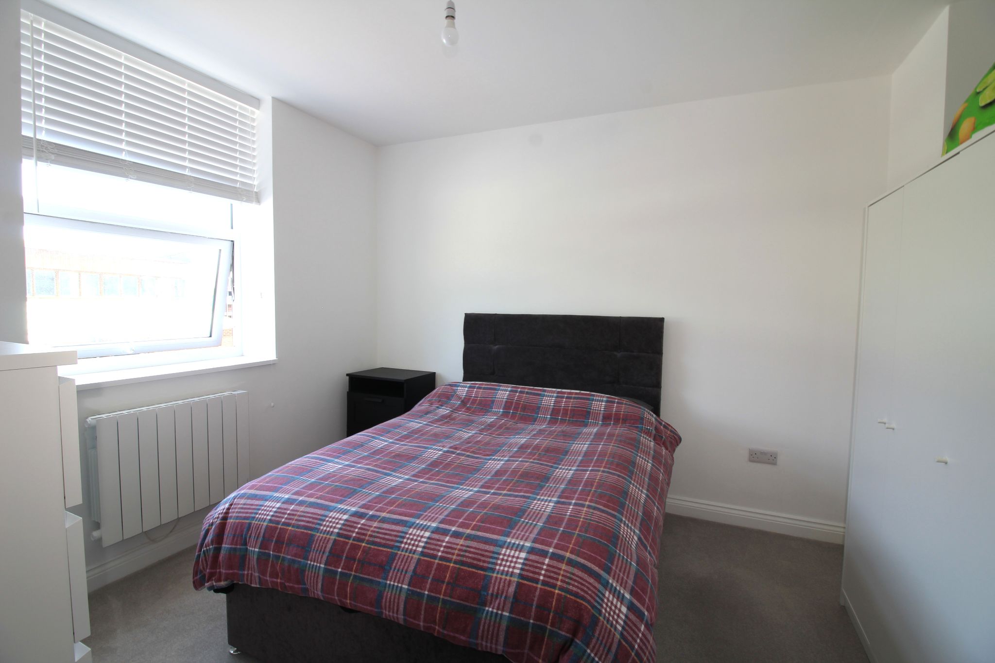 1 bedroom apartment flat/apartment Let Agreed in Solihull - Photograph 4.