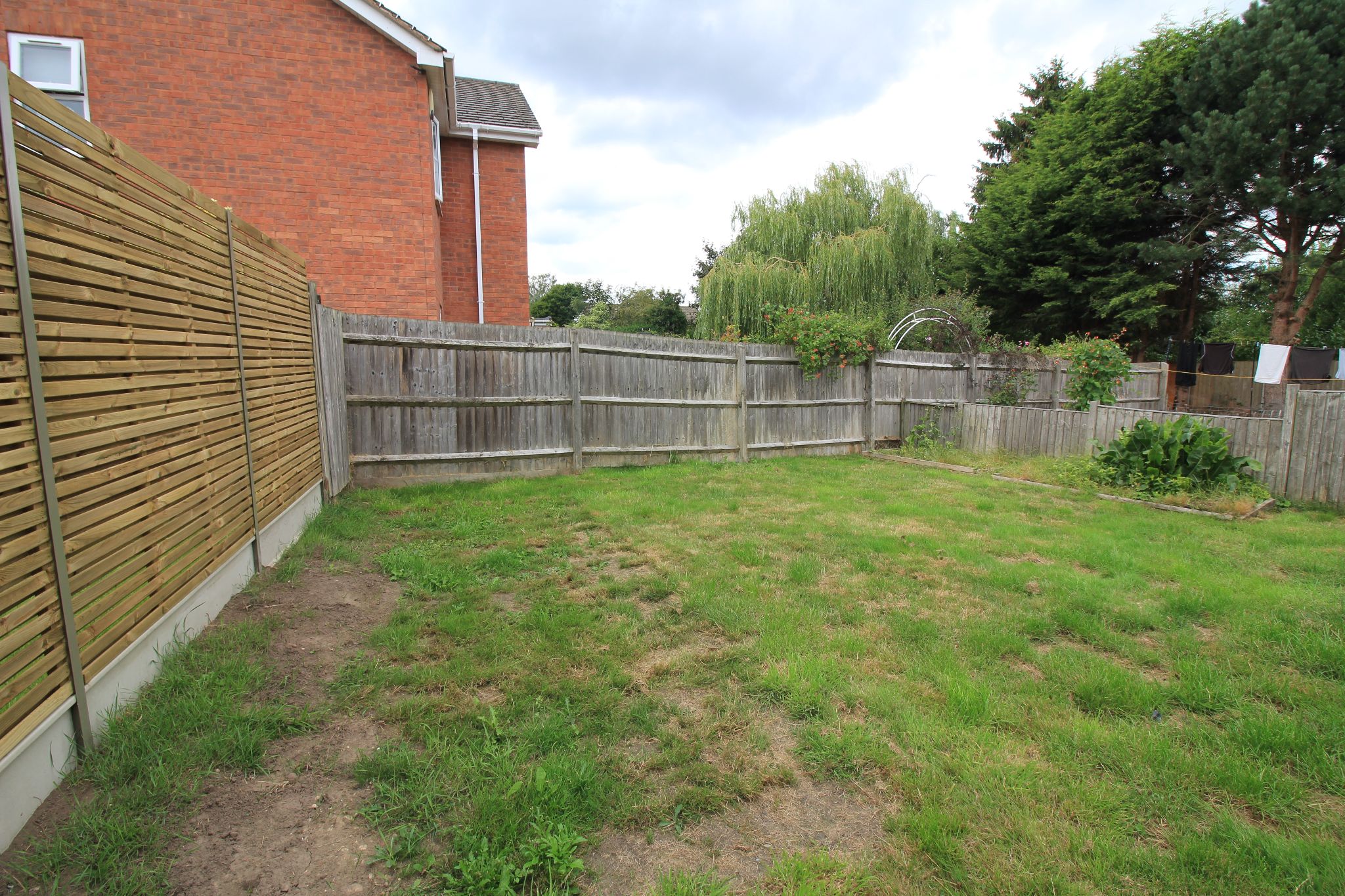 3 bedroom semi-detached house Let Agreed in Solihull - Photograph 13.