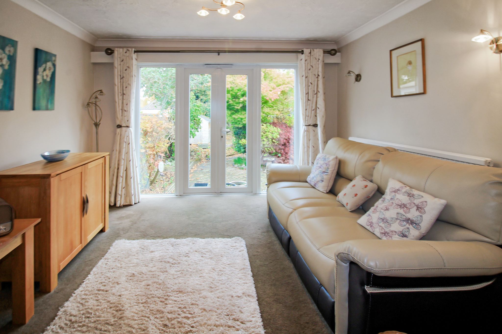 4 bedroom semi-detached house SSTC in Birmingham - Photograph 4.