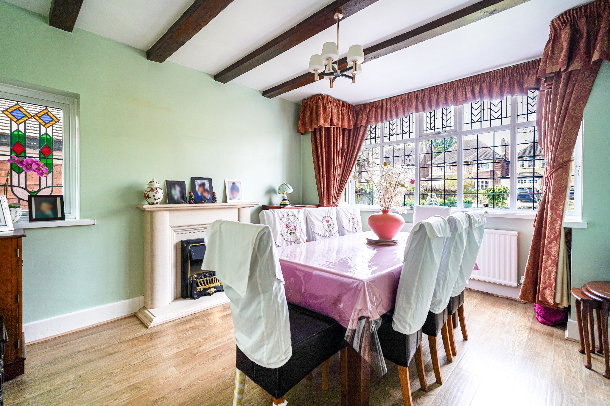 4 bedroom detached house For Sale in Solihull - Photograph 5.