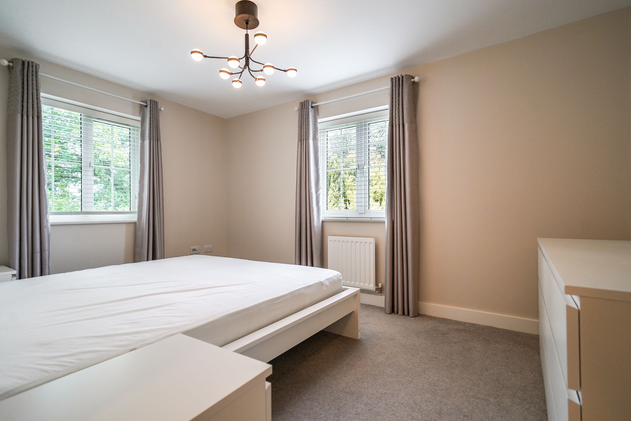 5 bedroom detached house SSTC in Solihull - Photograph 13.