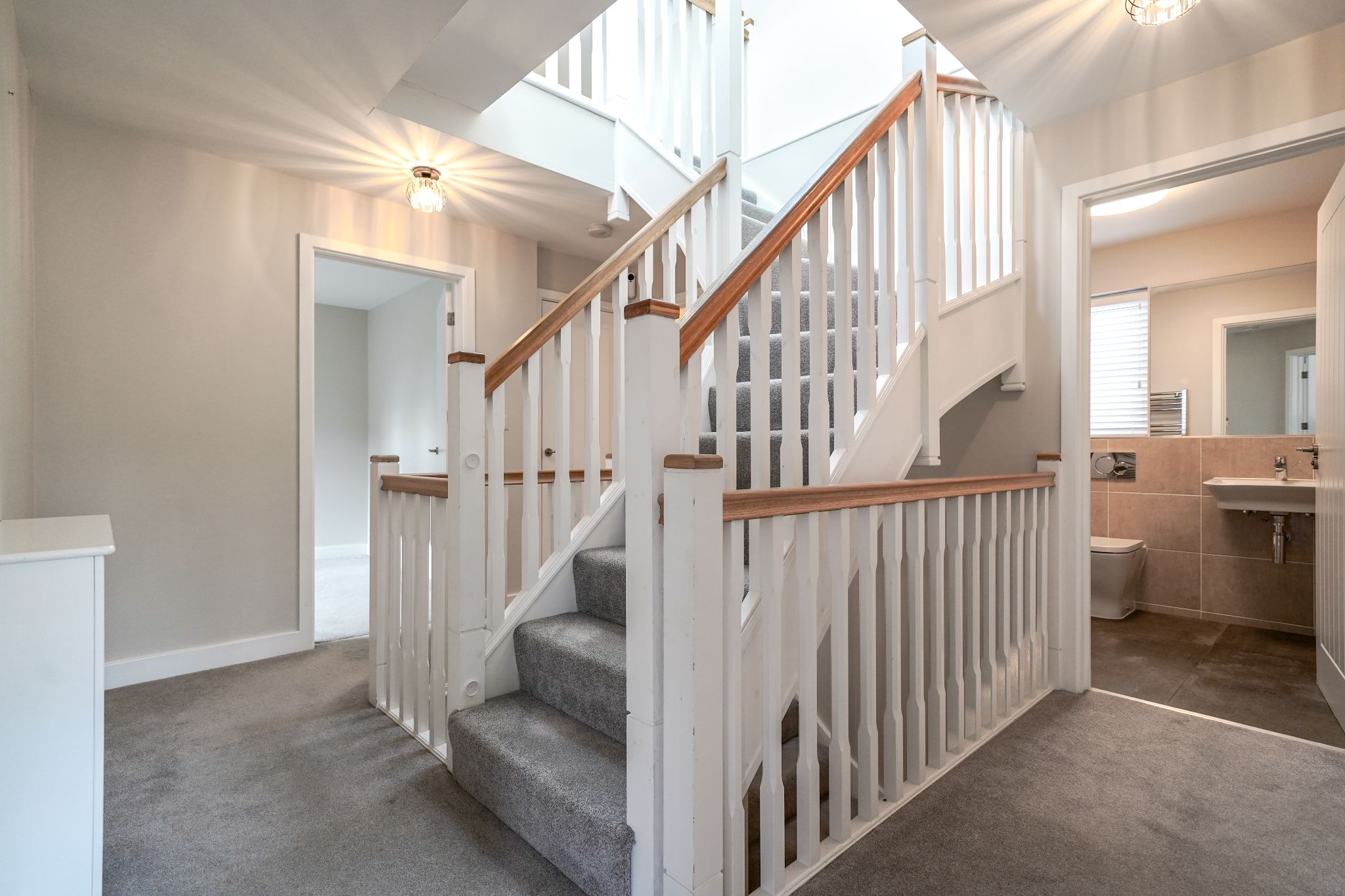 5 bedroom detached house SSTC in Solihull - Photograph 20.