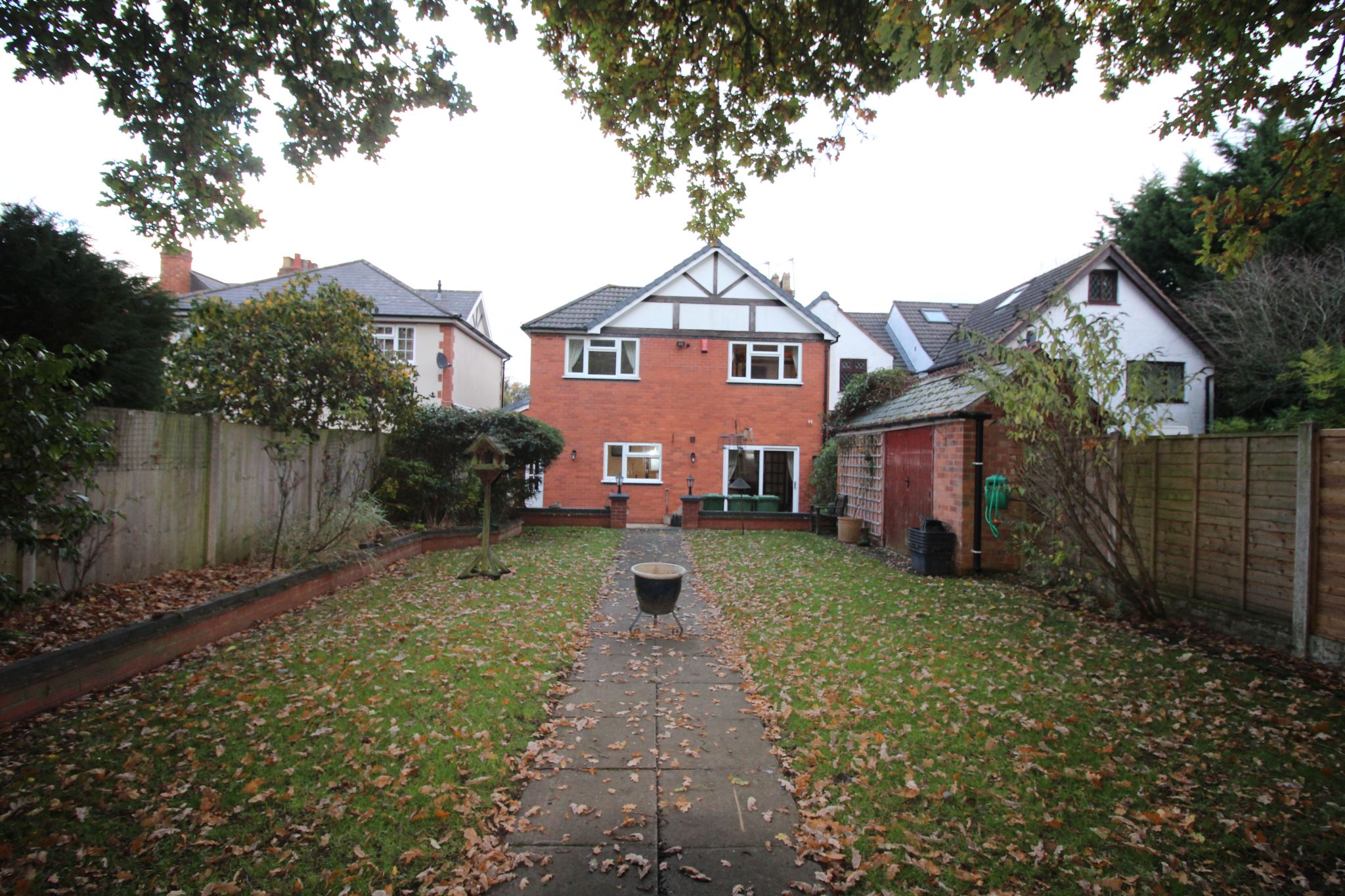 4 bedroom semi-detached house Let Agreed in Solihull - Photograph 18.