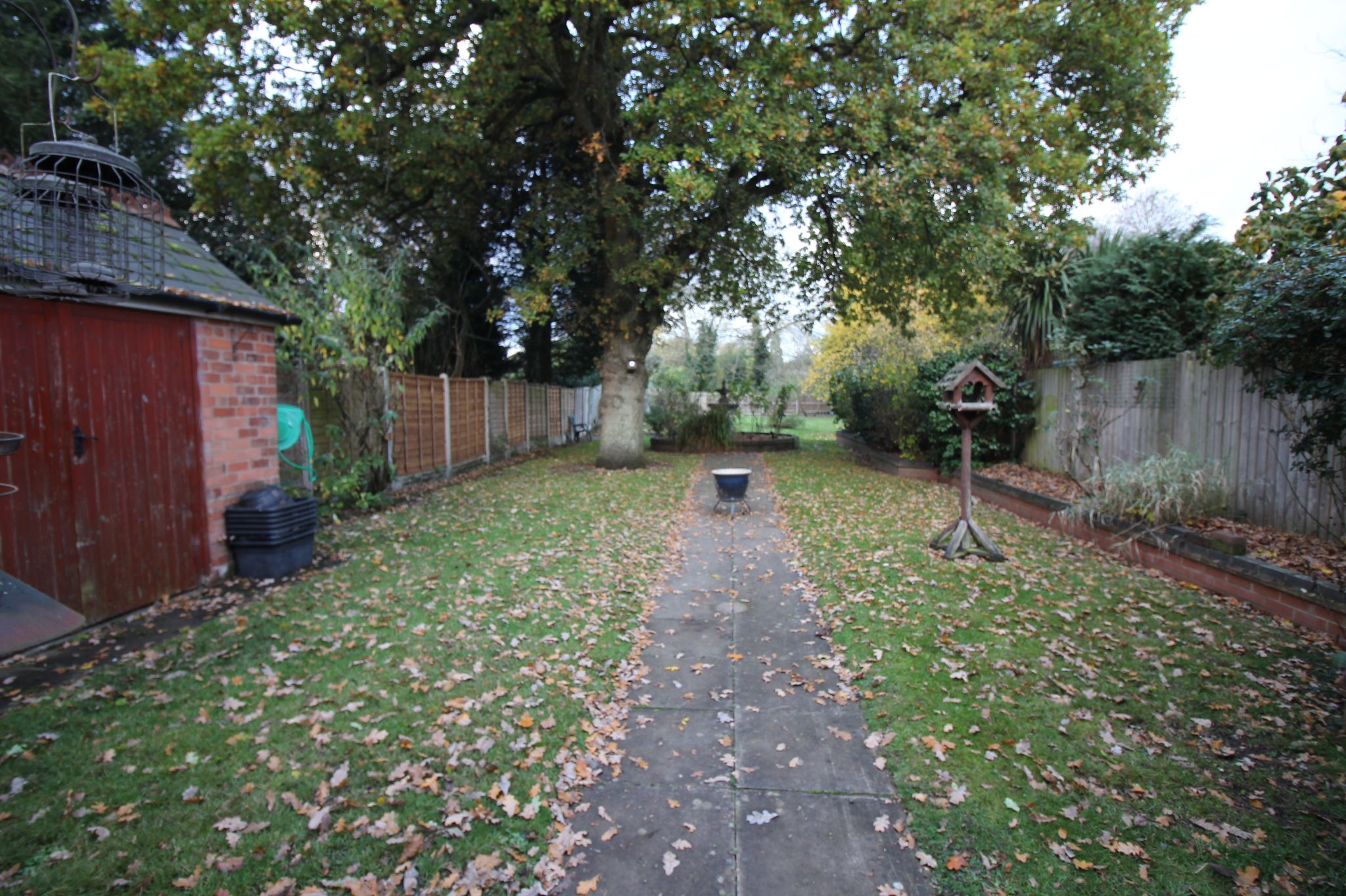 4 bedroom semi-detached house Let Agreed in Solihull - Photograph 9.