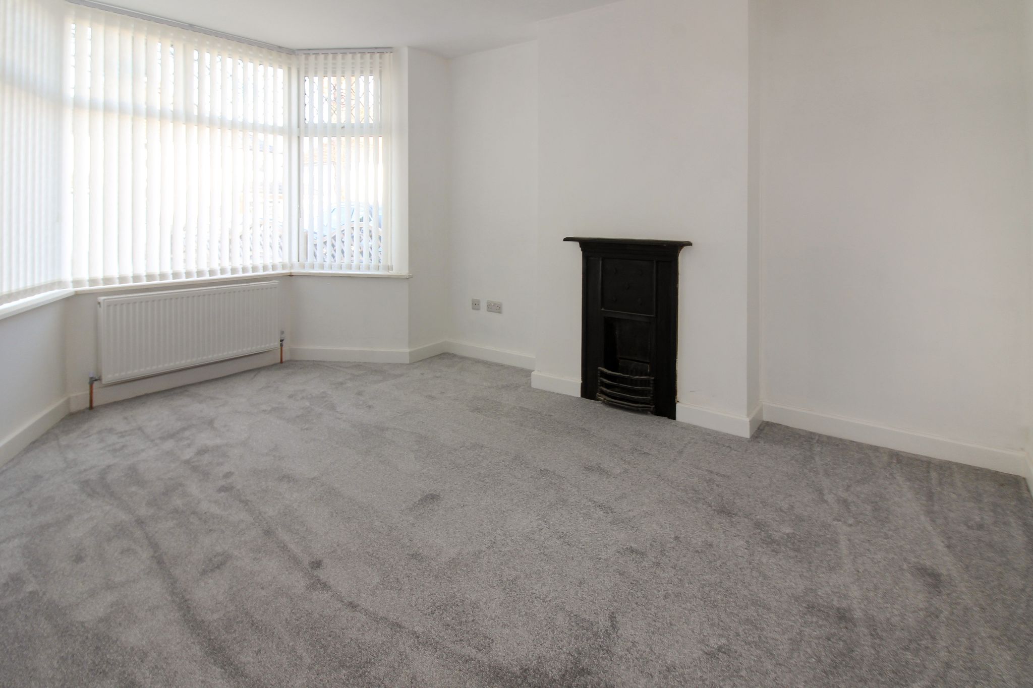 3 bedroom semi-detached house Let Agreed in Solihull - Photograph 6.