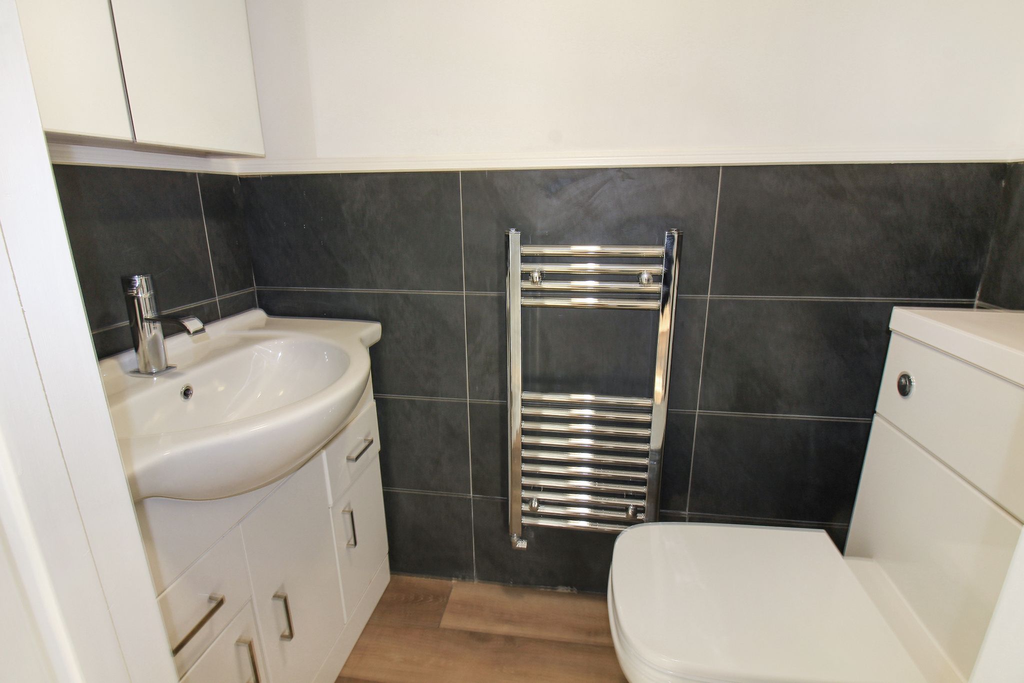 3 bedroom semi-detached house Let Agreed in Solihull - Photograph 8.