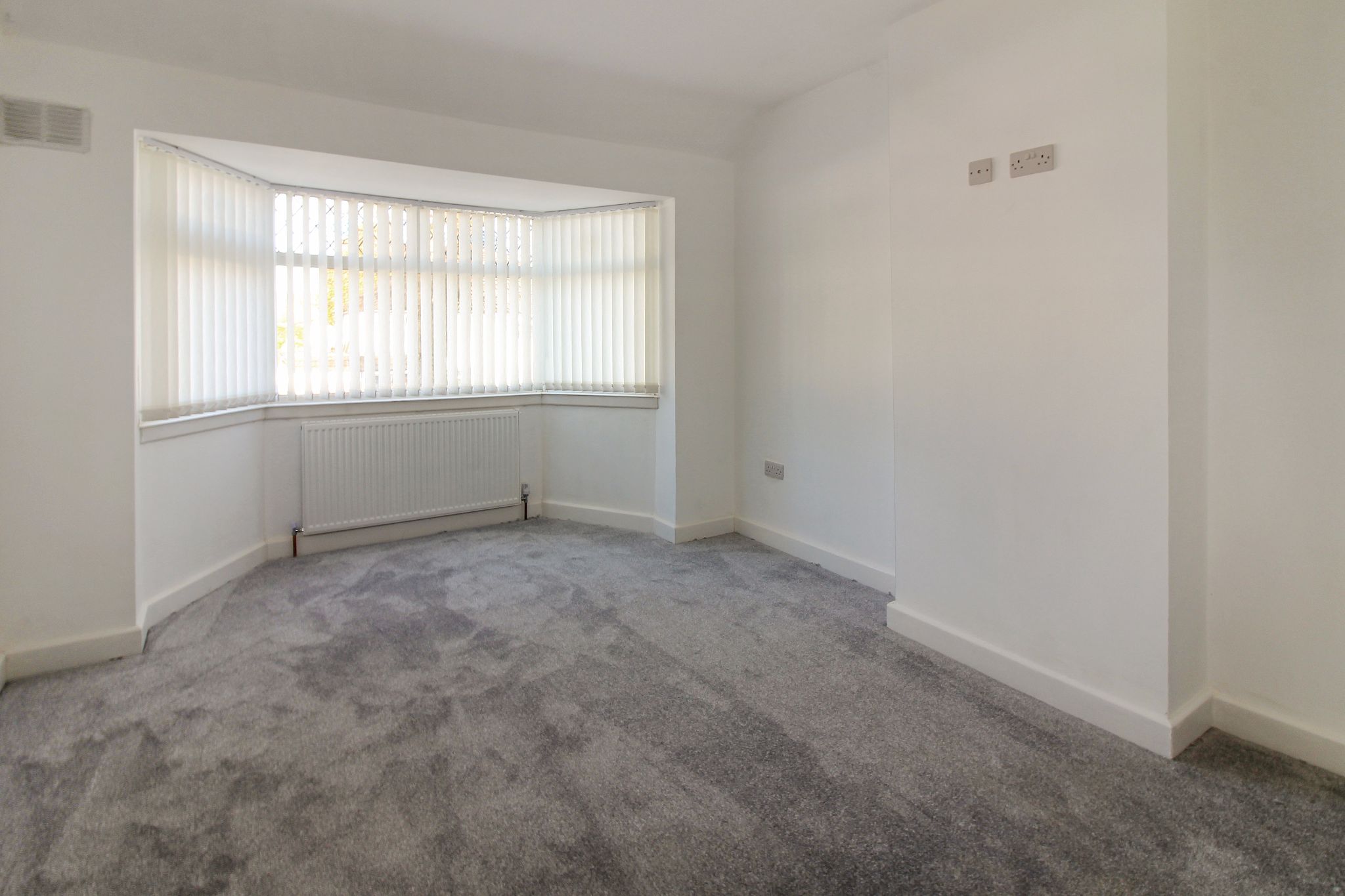 3 bedroom semi-detached house Let Agreed in Solihull - Photograph 10.