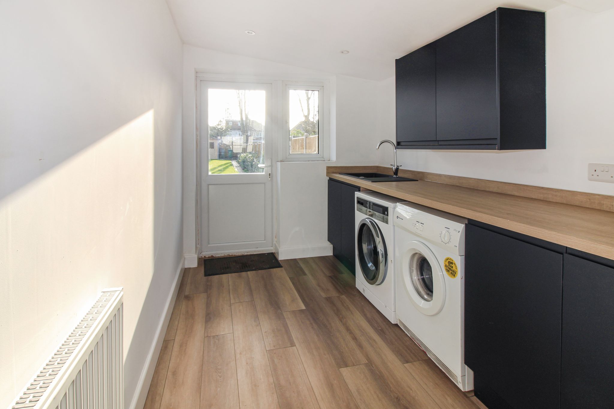 3 bedroom semi-detached house Let Agreed in Solihull - Photograph 4.