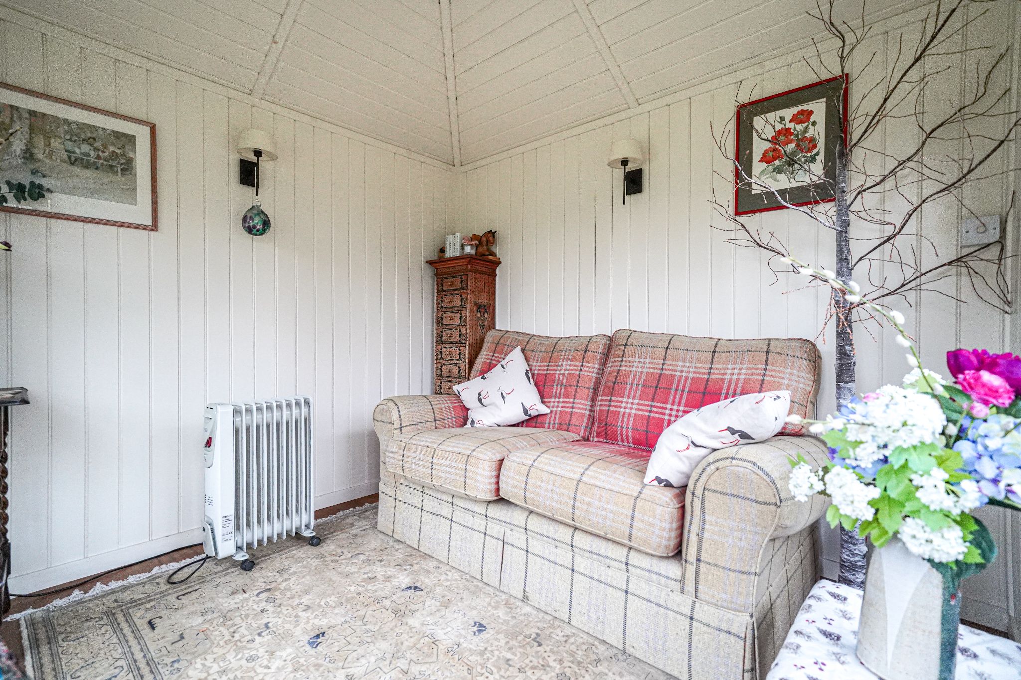 4 bedroom detached house SSTC in Solihull - Photograph 13.