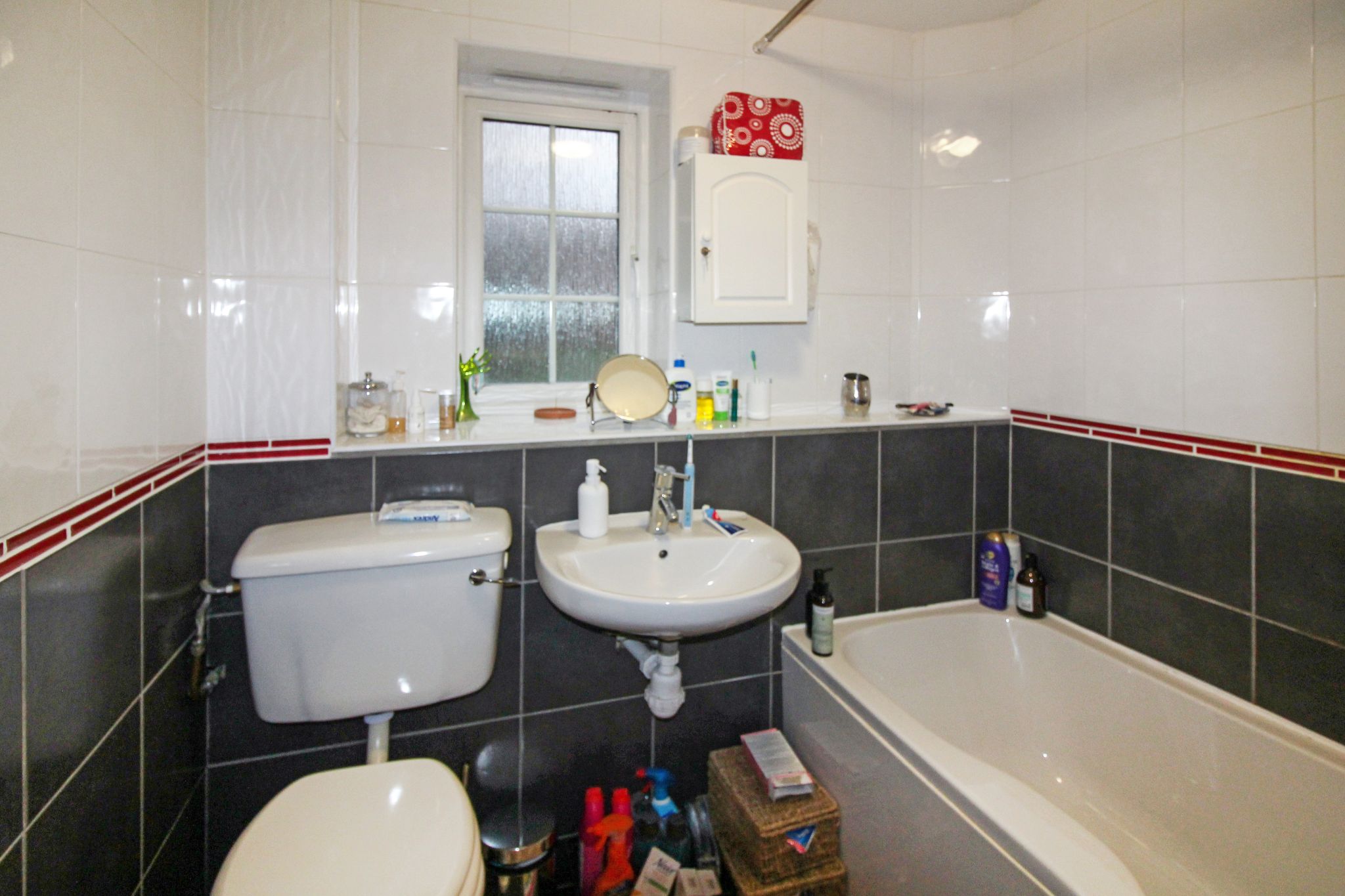 2 bedroom apartment flat/apartment For Sale in Solihull - Photograph 6.