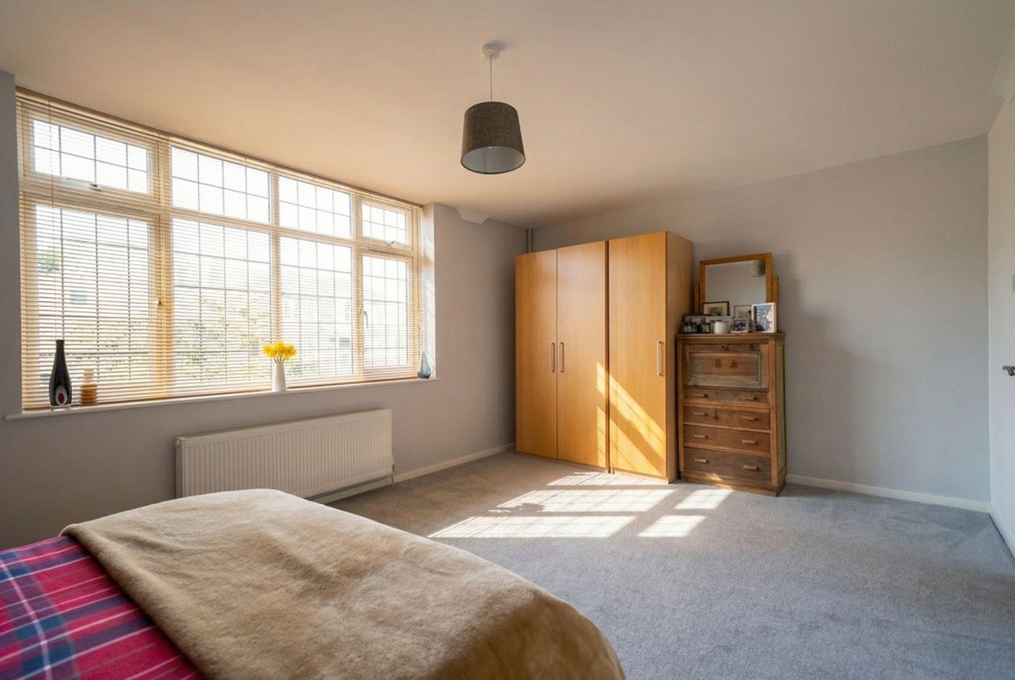 4 bedroom detached house For Sale in Solihull - Photograph 14.