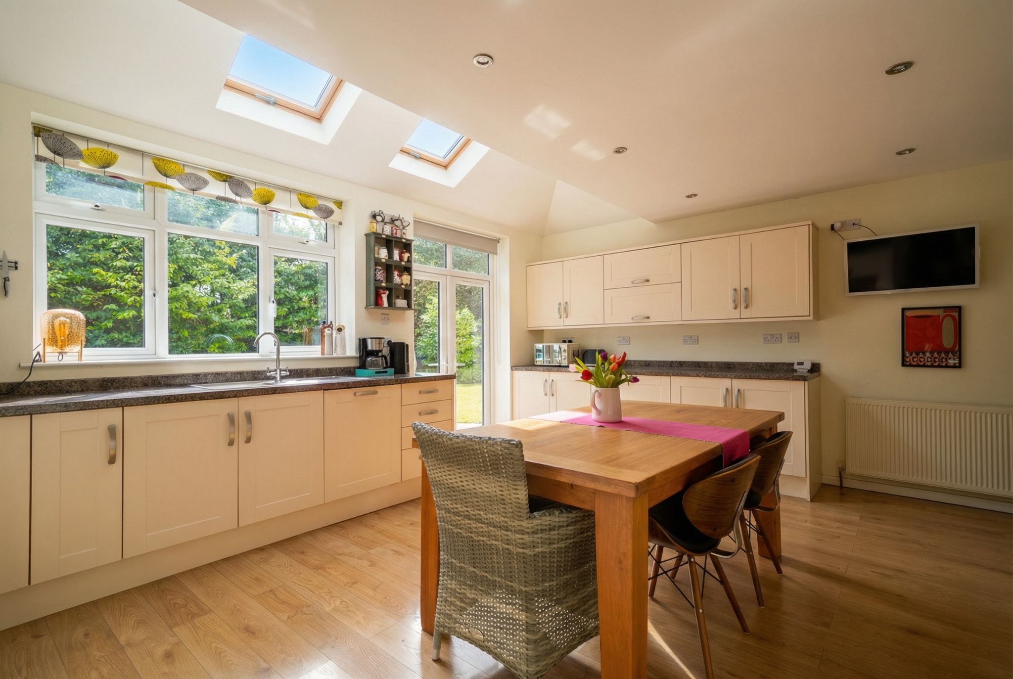 4 bedroom detached house For Sale in Solihull - Photograph 6.