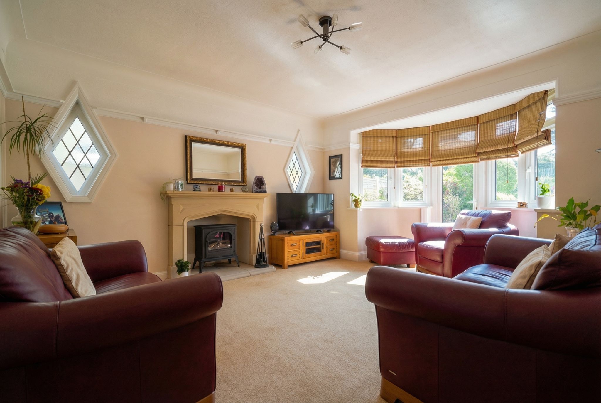 4 bedroom detached house For Sale in Solihull - Photograph 10.
