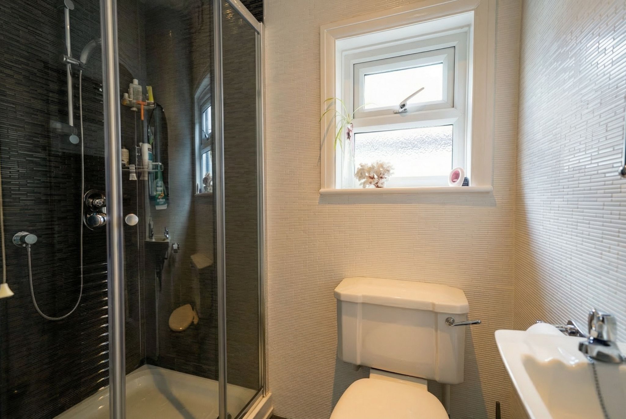 4 bedroom detached house For Sale in Solihull - Photograph 17.