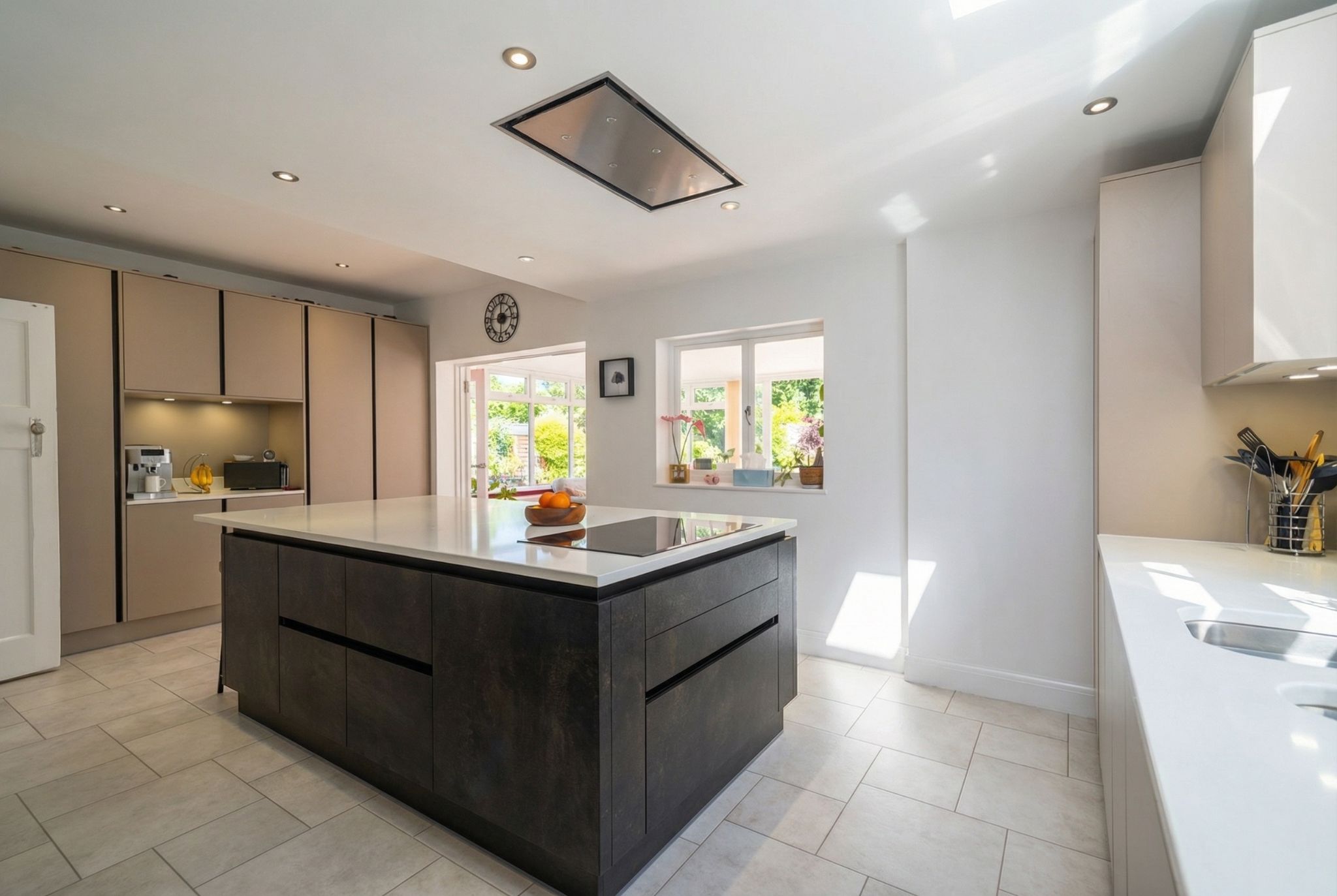 4 bedroom detached house For Sale in Solihull - Photograph 6.