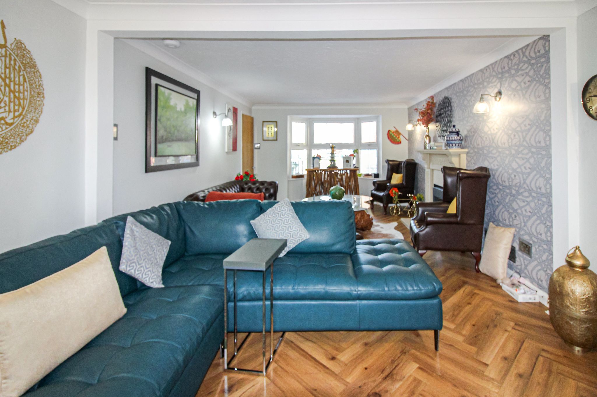 4 bedroom detached house To Let in Solihull - Photograph 9.