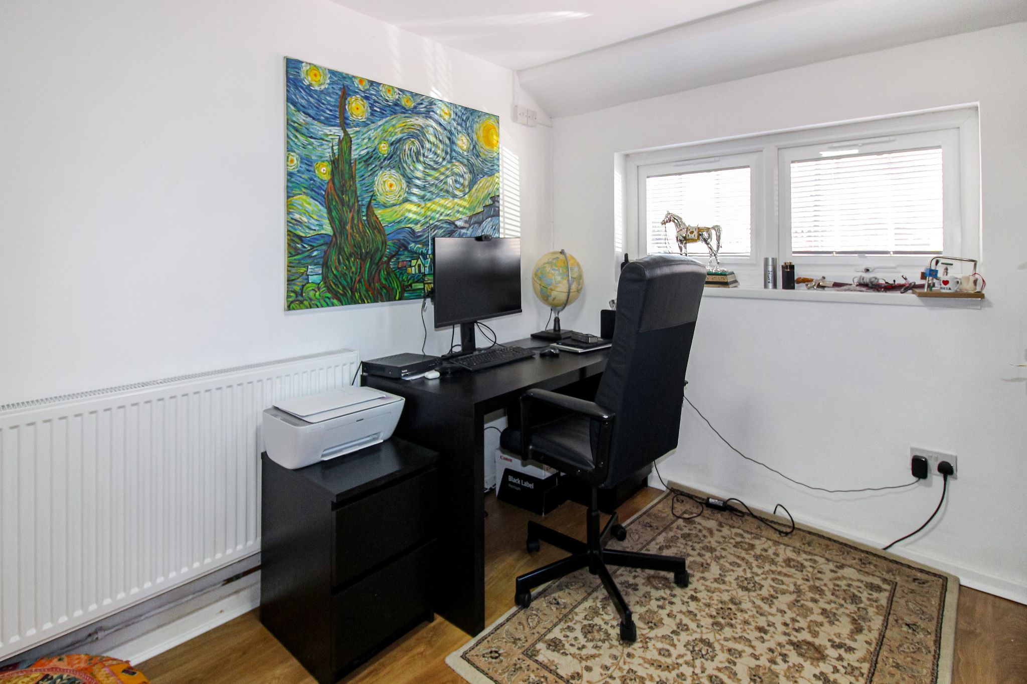 4 bedroom detached house To Let in Solihull - Photograph 5.