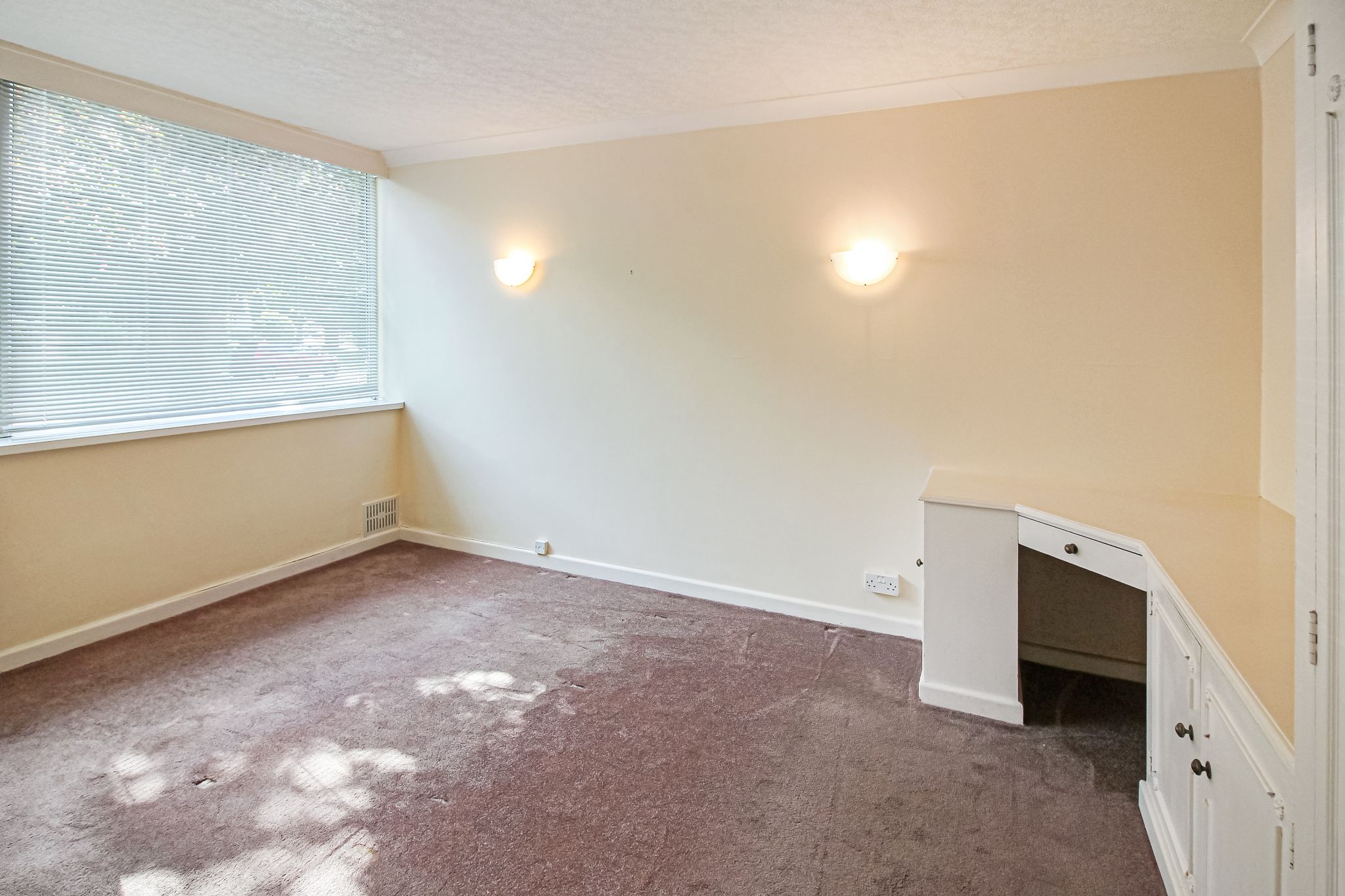 1 bedroom apartment flat/apartment For Sale in Solihull - Photograph 6.