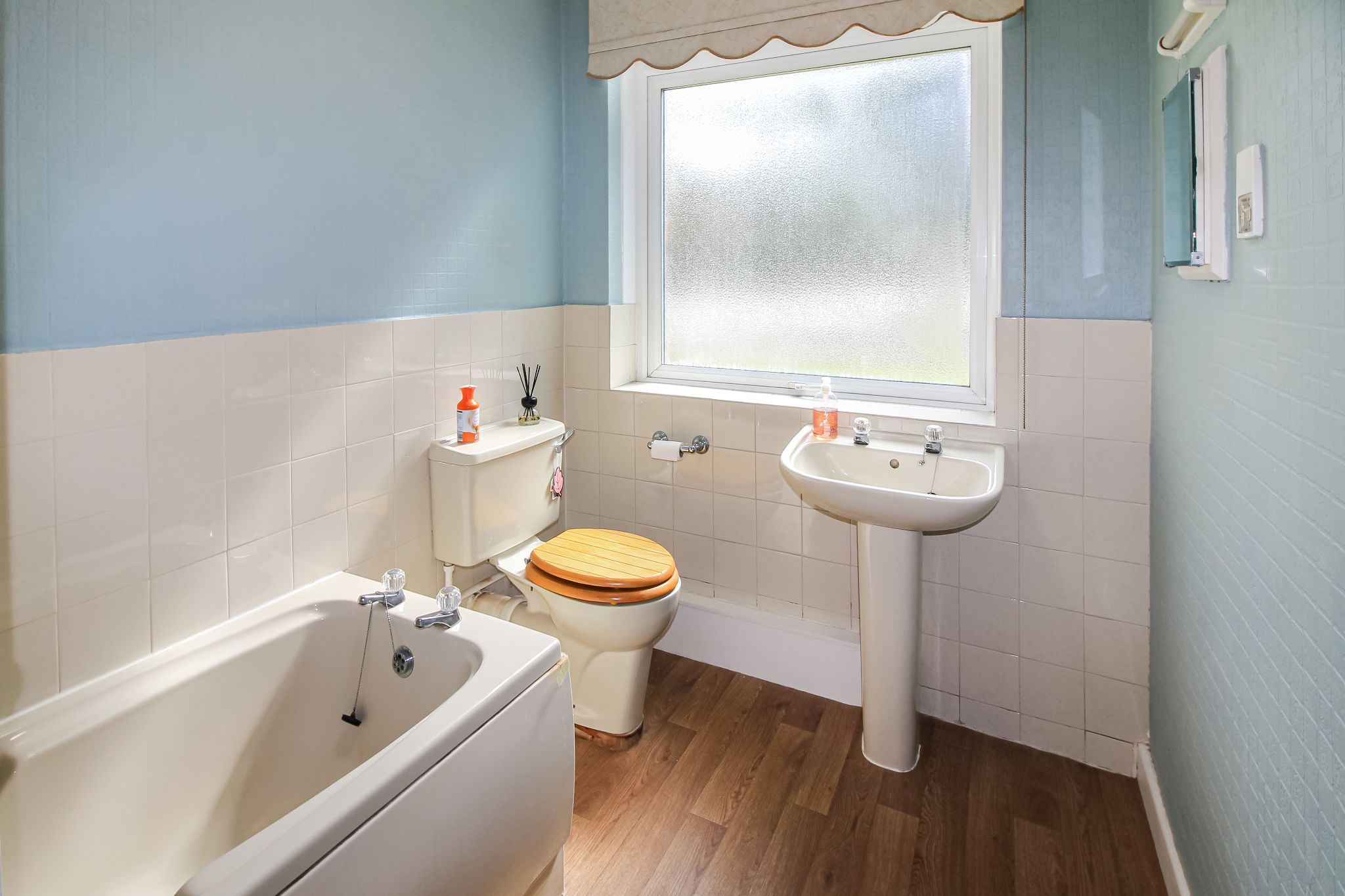 1 bedroom apartment flat/apartment For Sale in Solihull - Photograph 7.