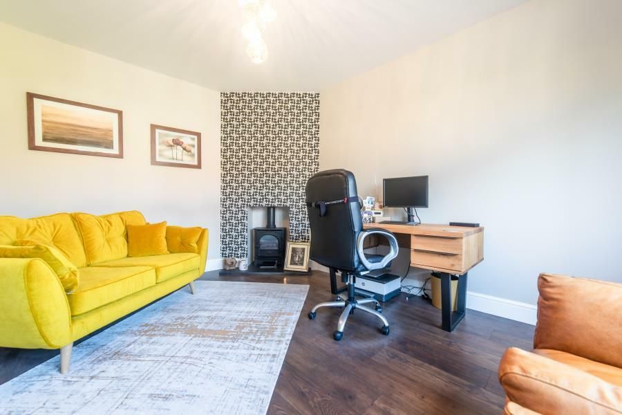 3 bedroom detached house For Sale in Solihull - Photograph 9.