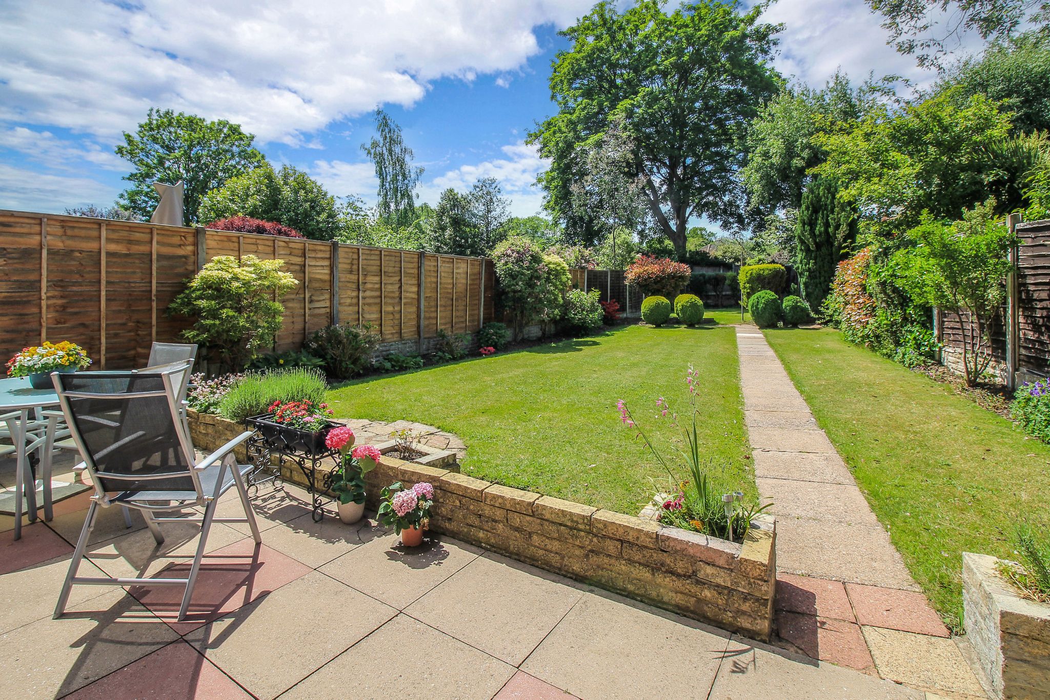 3 bedroom semi-detached house SSTC in Solihull - Photograph 6.