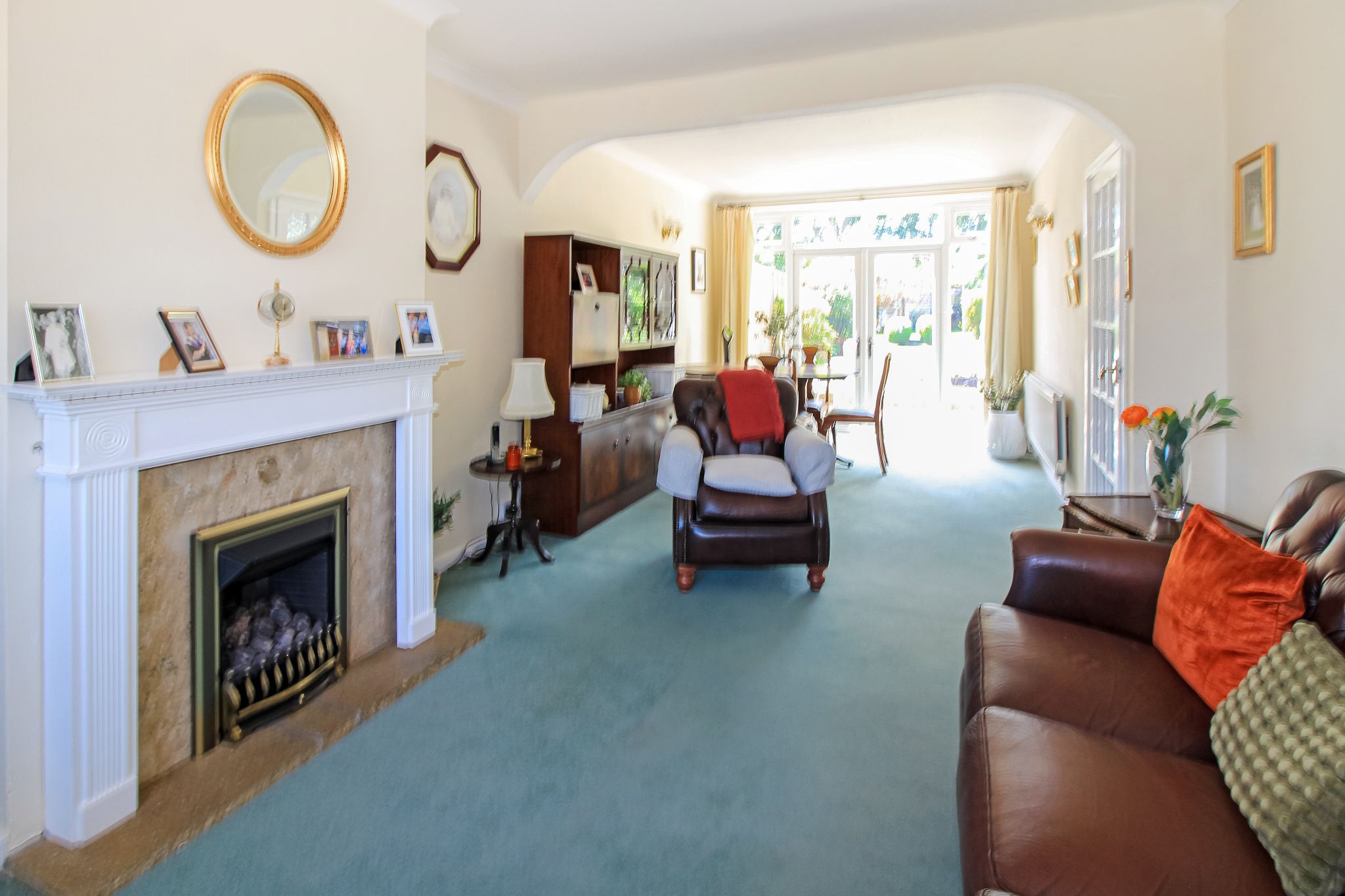 3 bedroom semi-detached house SSTC in Solihull - Photograph 4.