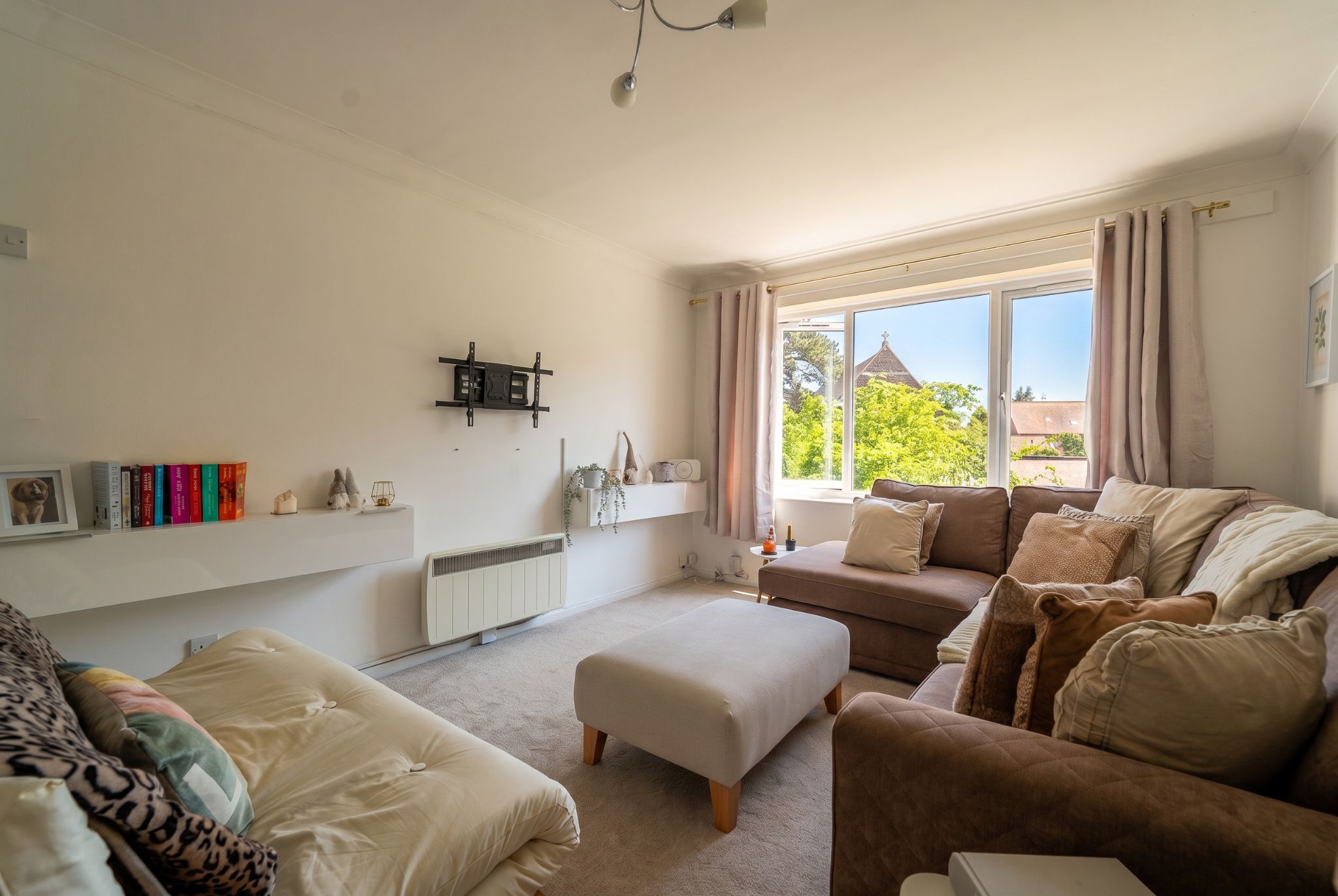 2 bedroom apartment flat/apartment For Sale in Solihull - Photograph 4.