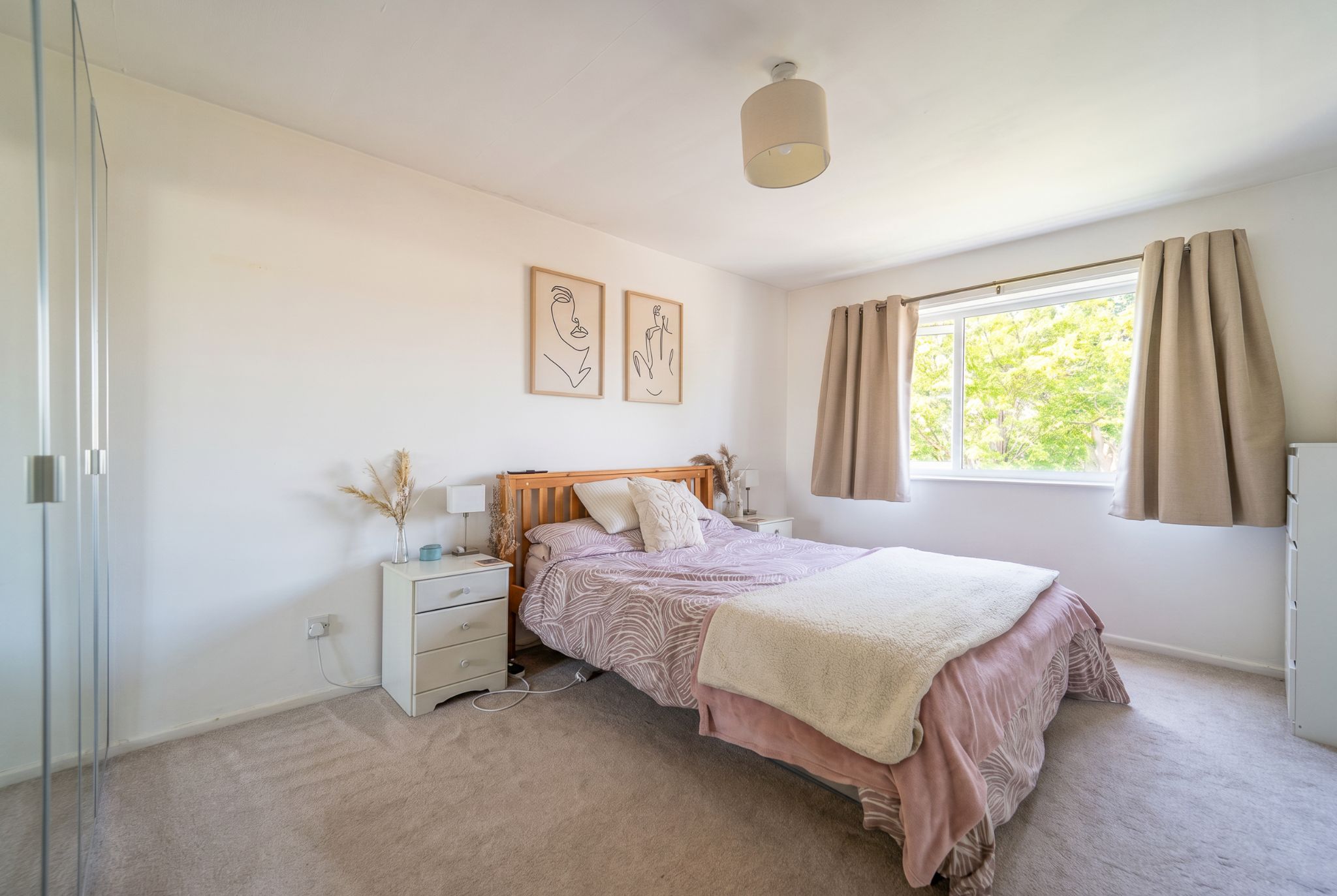 2 bedroom apartment flat/apartment For Sale in Solihull - Photograph 8.