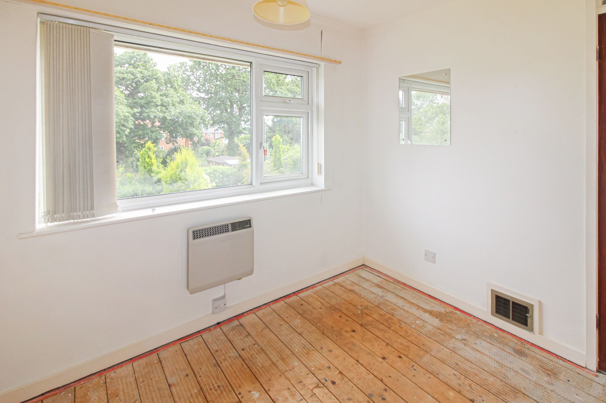 3 bedroom detached house For Sale in Solihull - Photograph 14.