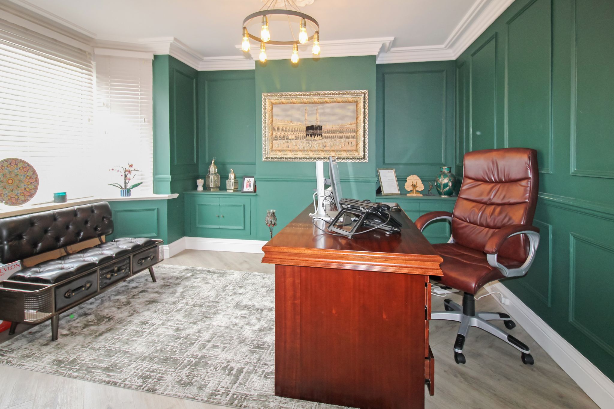 5 bedroom semi-detached house To Let in Solihull - Photograph 7.