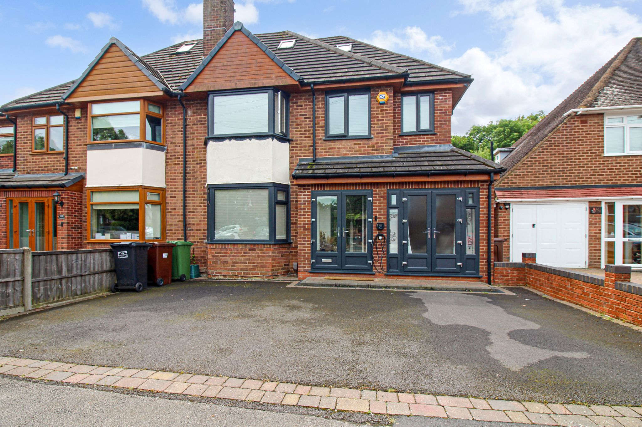 5 bedroom semi-detached house To Let in Solihull - Property photograph.