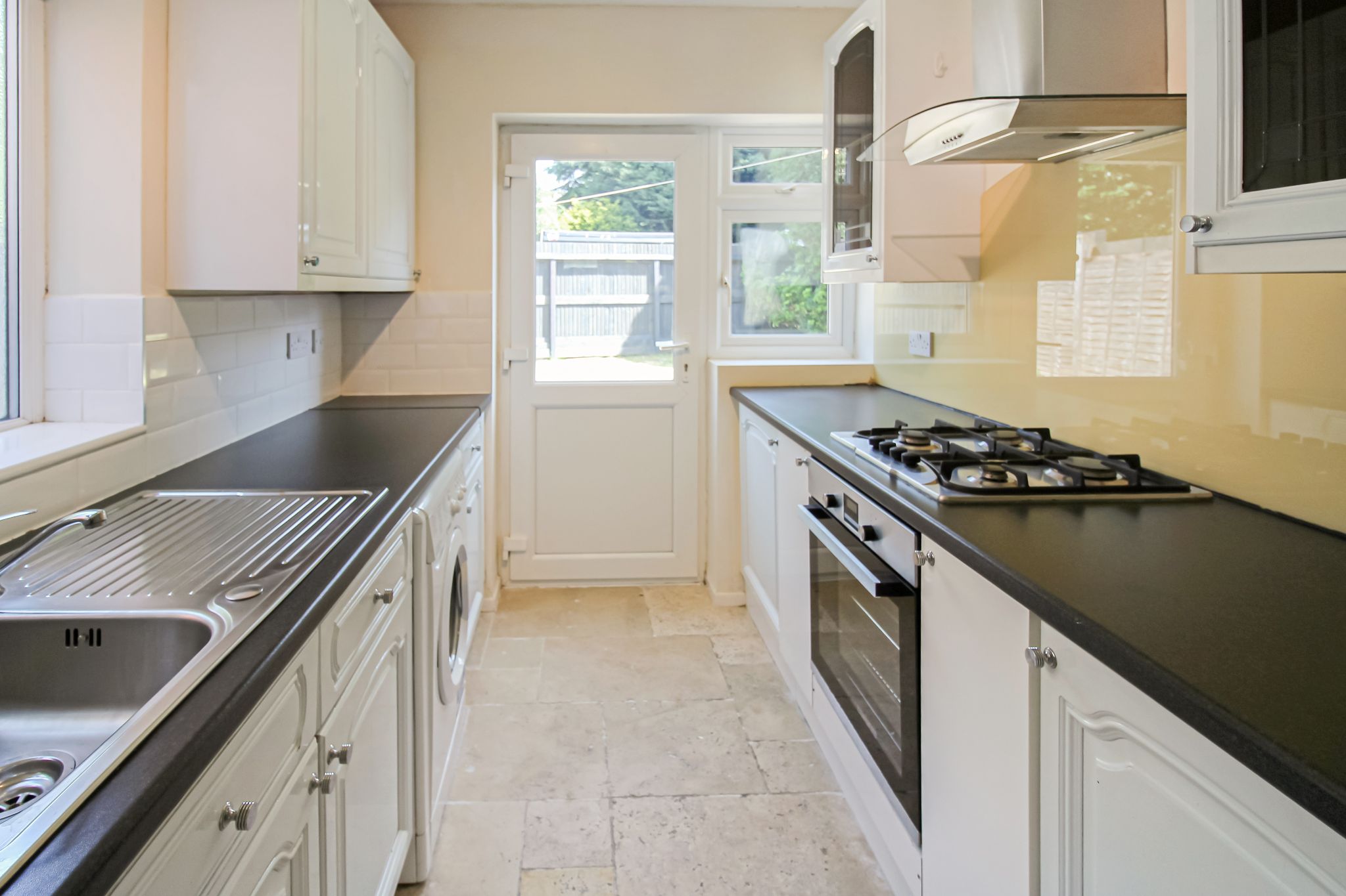 2 bedroom apartment flat/apartment For Sale in Solihull - Photograph 4.
