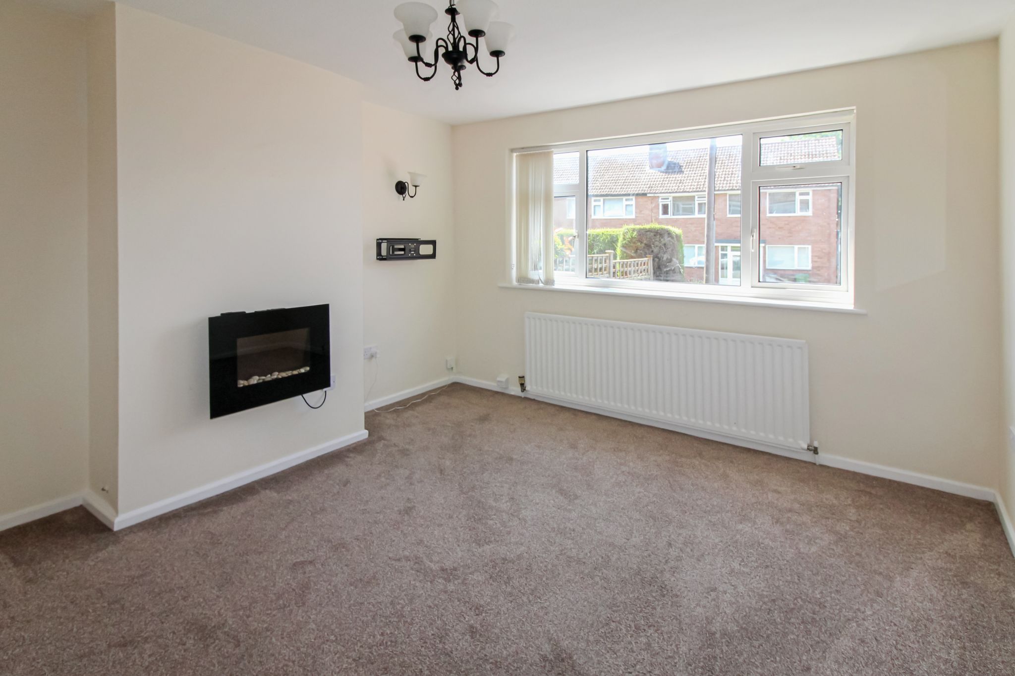 2 bedroom apartment flat/apartment For Sale in Solihull - Photograph 2.