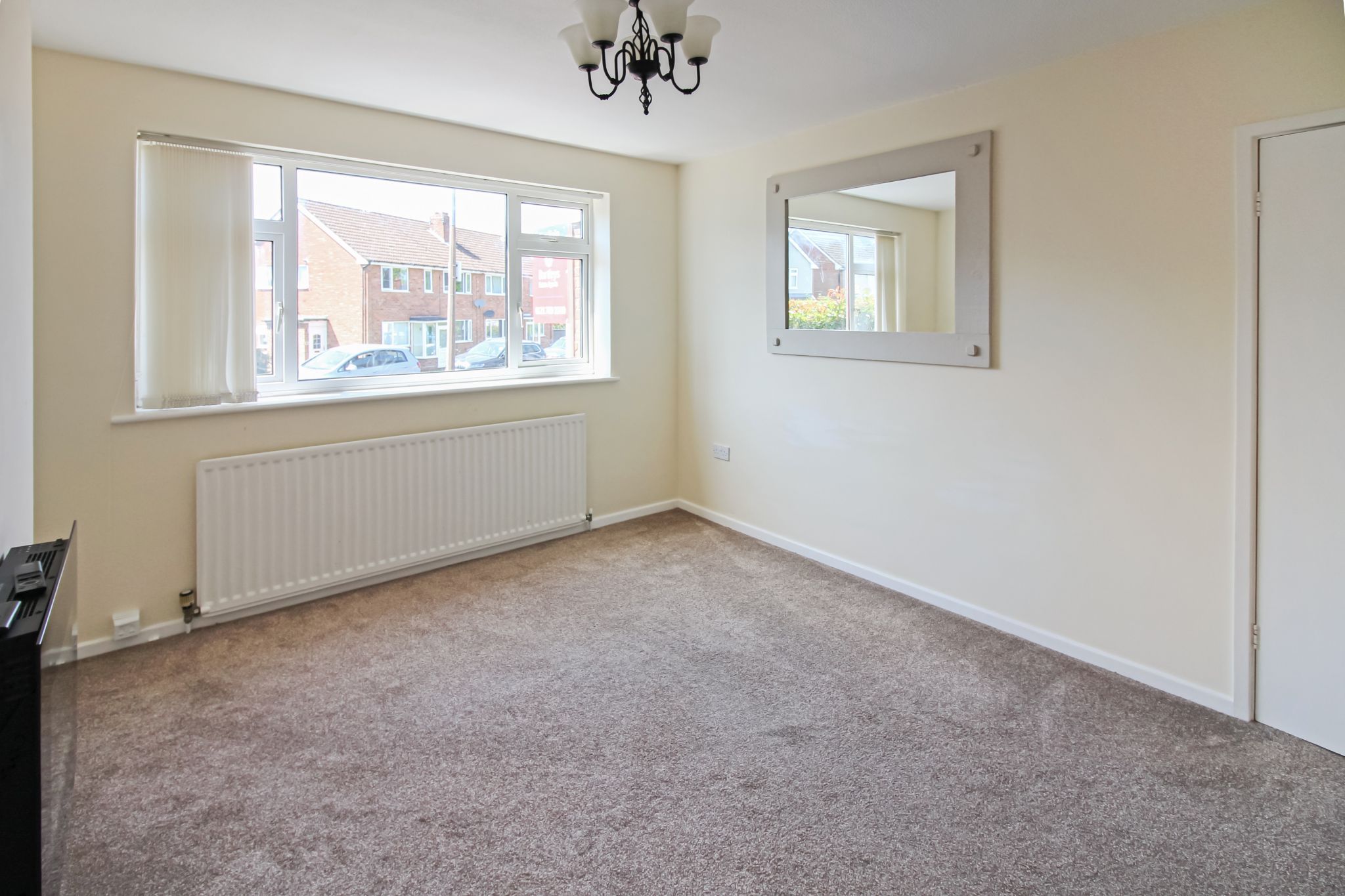 2 bedroom apartment flat/apartment For Sale in Solihull - Photograph 3.