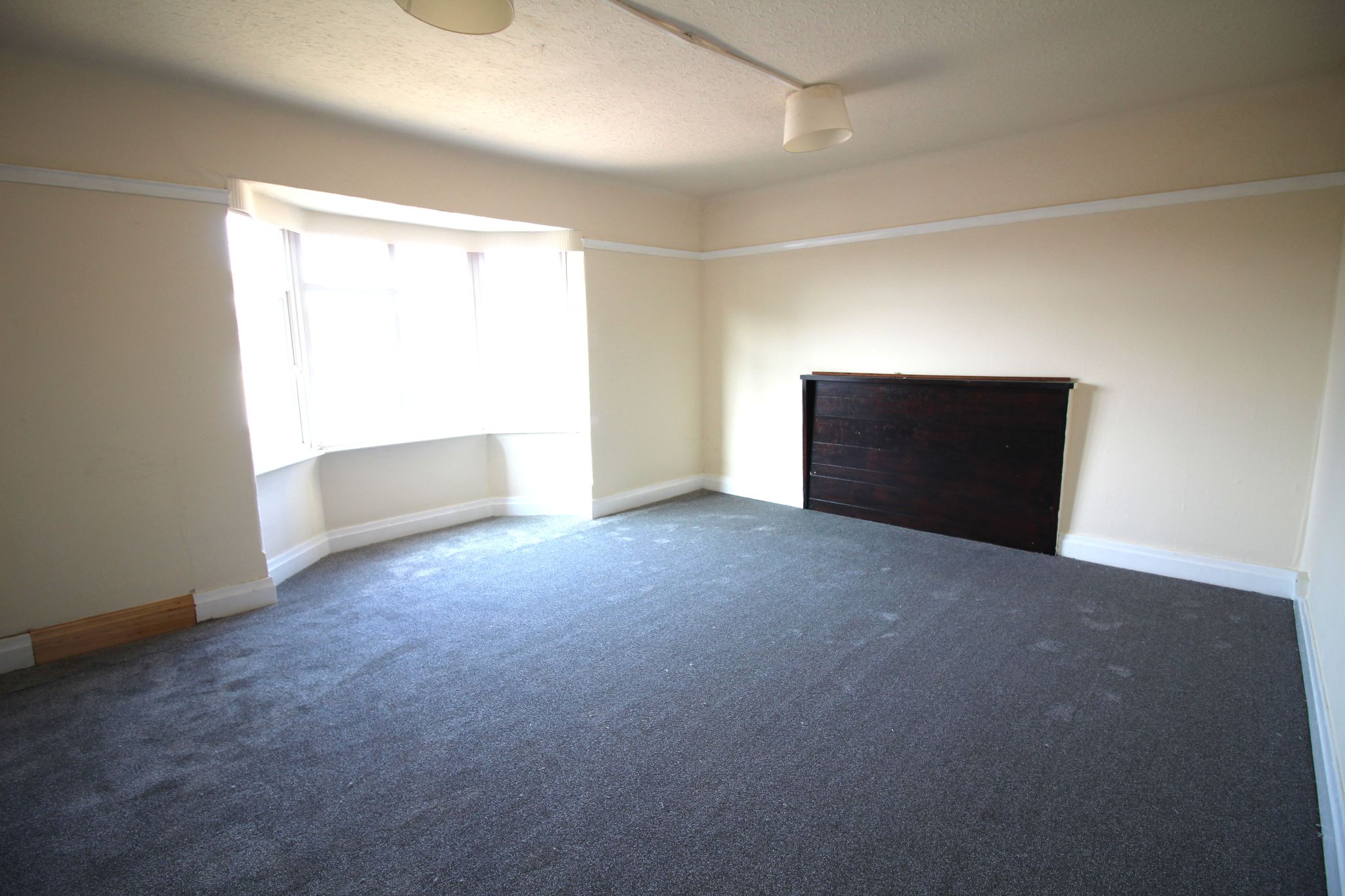 2 bedroom apartment flat/apartment To Let in Birmingham - Property photograph.