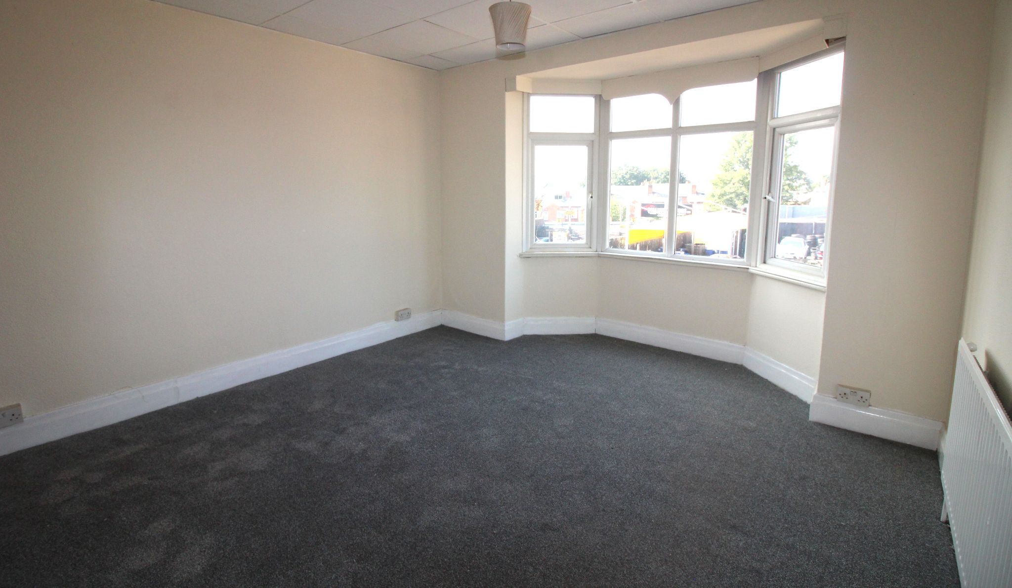 2 bedroom apartment flat/apartment To Let in Birmingham - Photograph 5.