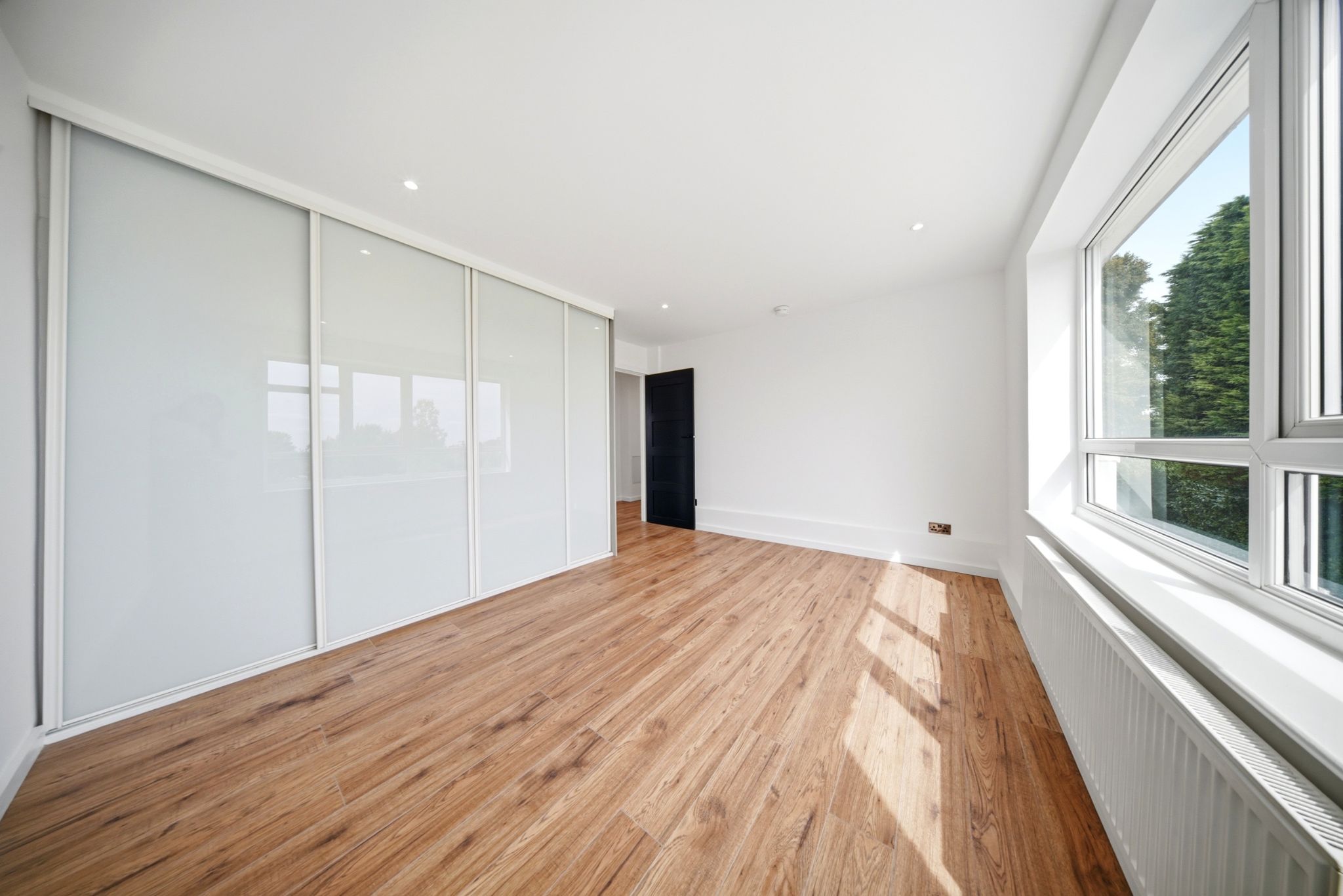 2 bedroom apartment flat/apartment For Sale in Solihull - Photograph 11.