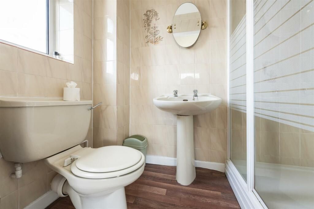 5 bedroom semi-detached house For Sale in Solihull - Photograph 10.