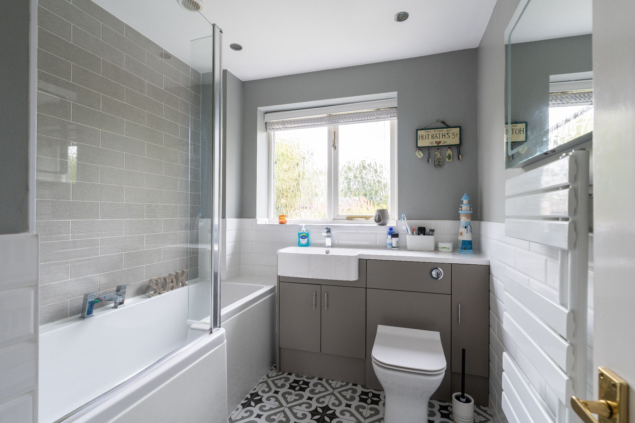 4 bedroom detached house For Sale in Solihull - Photograph 15.