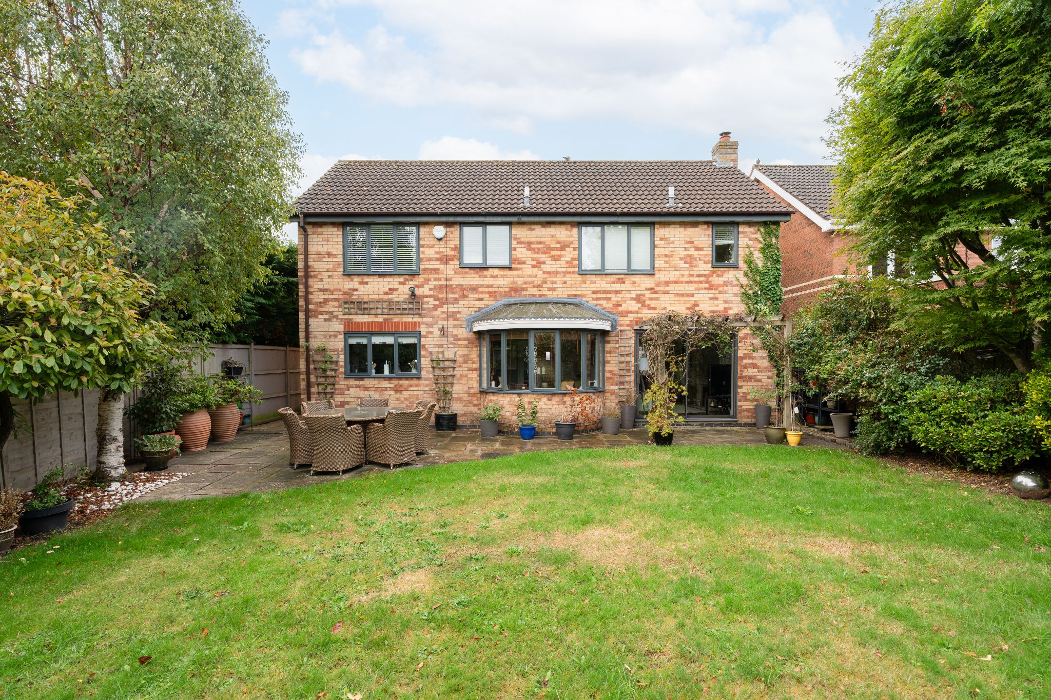 4 bedroom detached house For Sale in Solihull - Photograph 19.